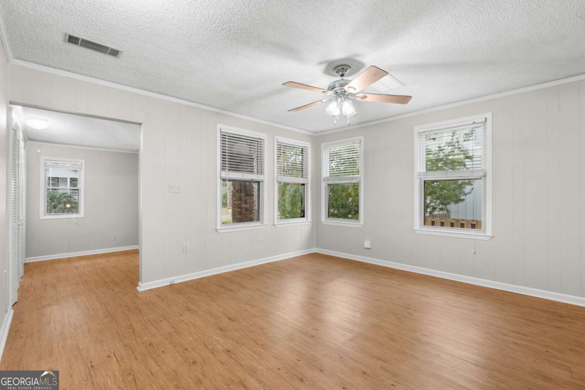 912 Jones Avenue Property Photo 11