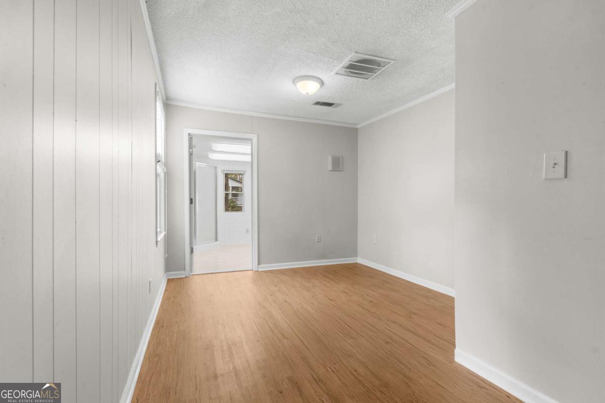 912 Jones Avenue Property Photo 13