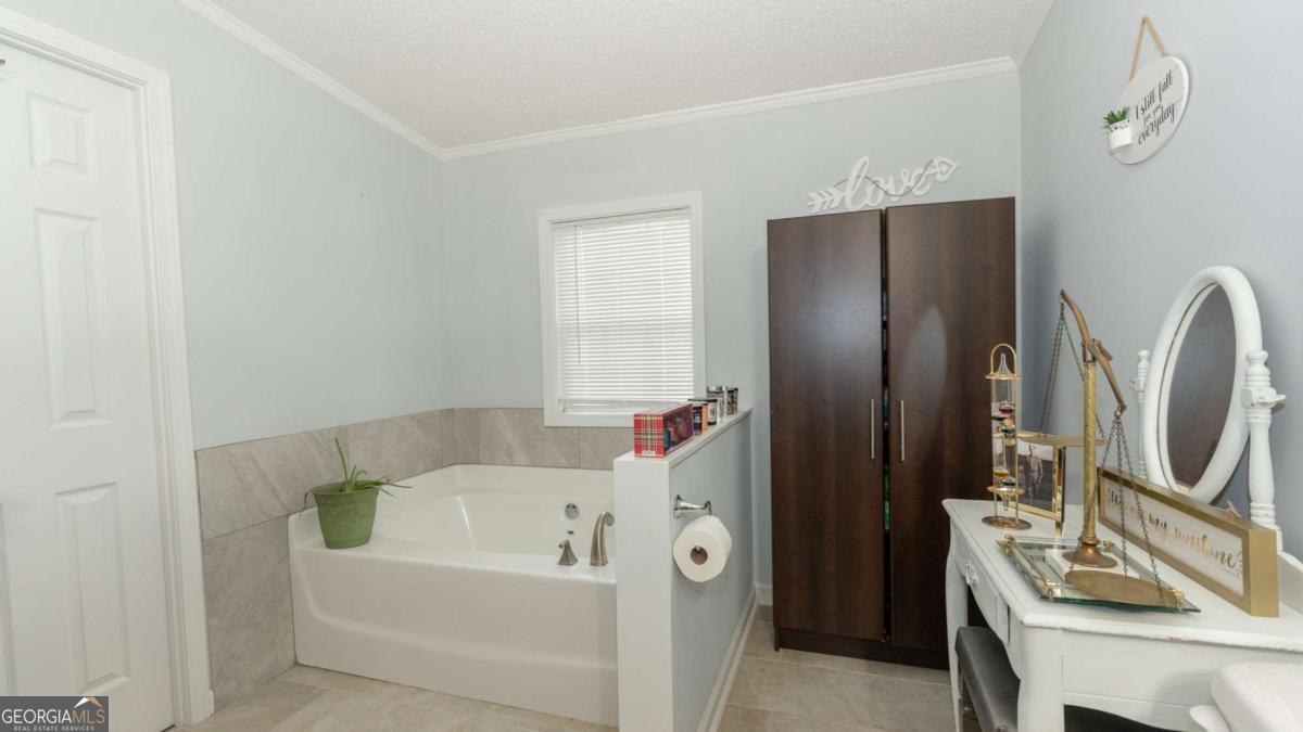 1170 River Woods Drive Property Photo 19