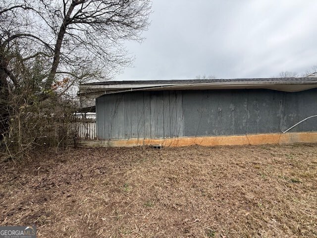 394 Smith Road Property Photo 6