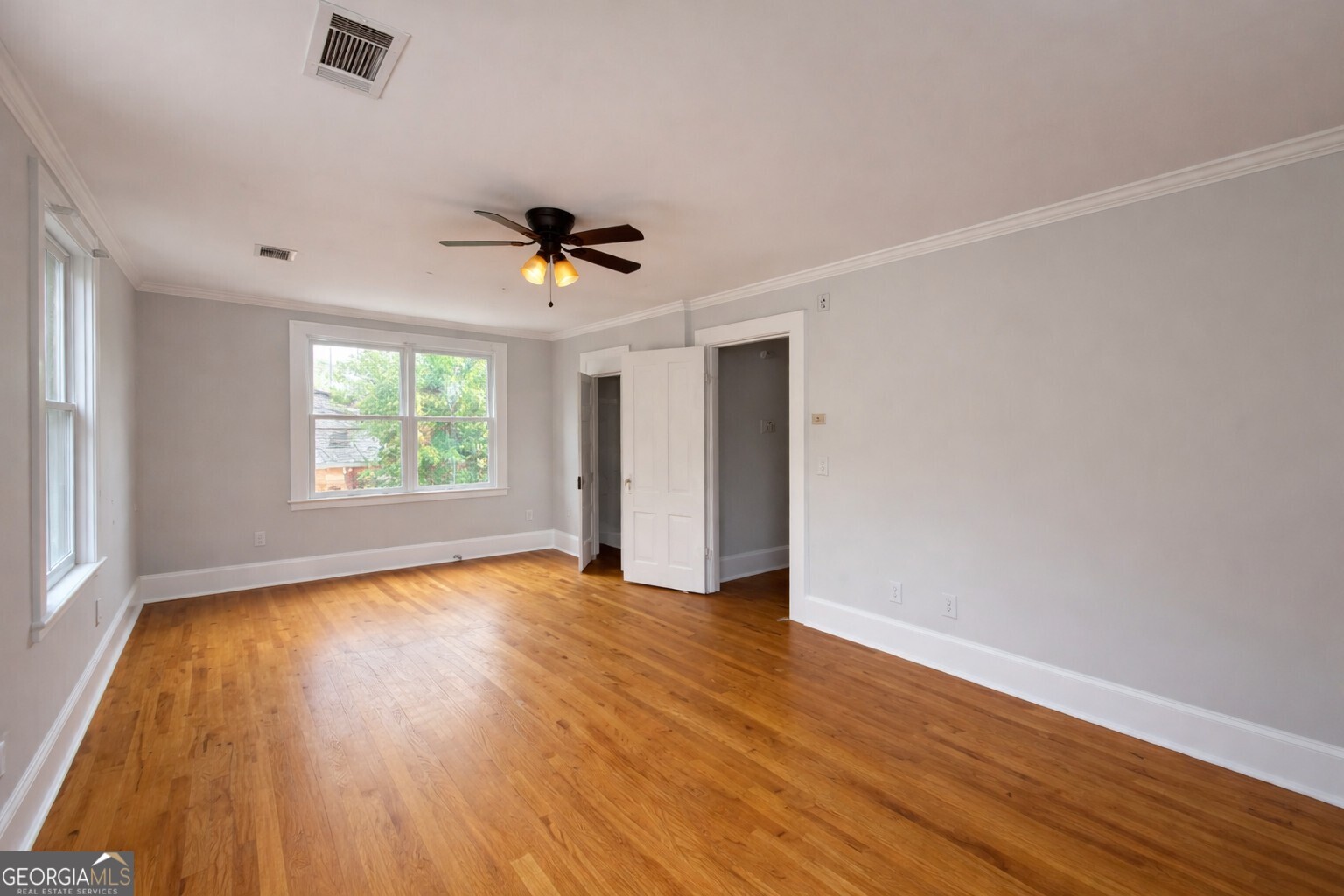 127 Rogers Avenue Property Photo 17