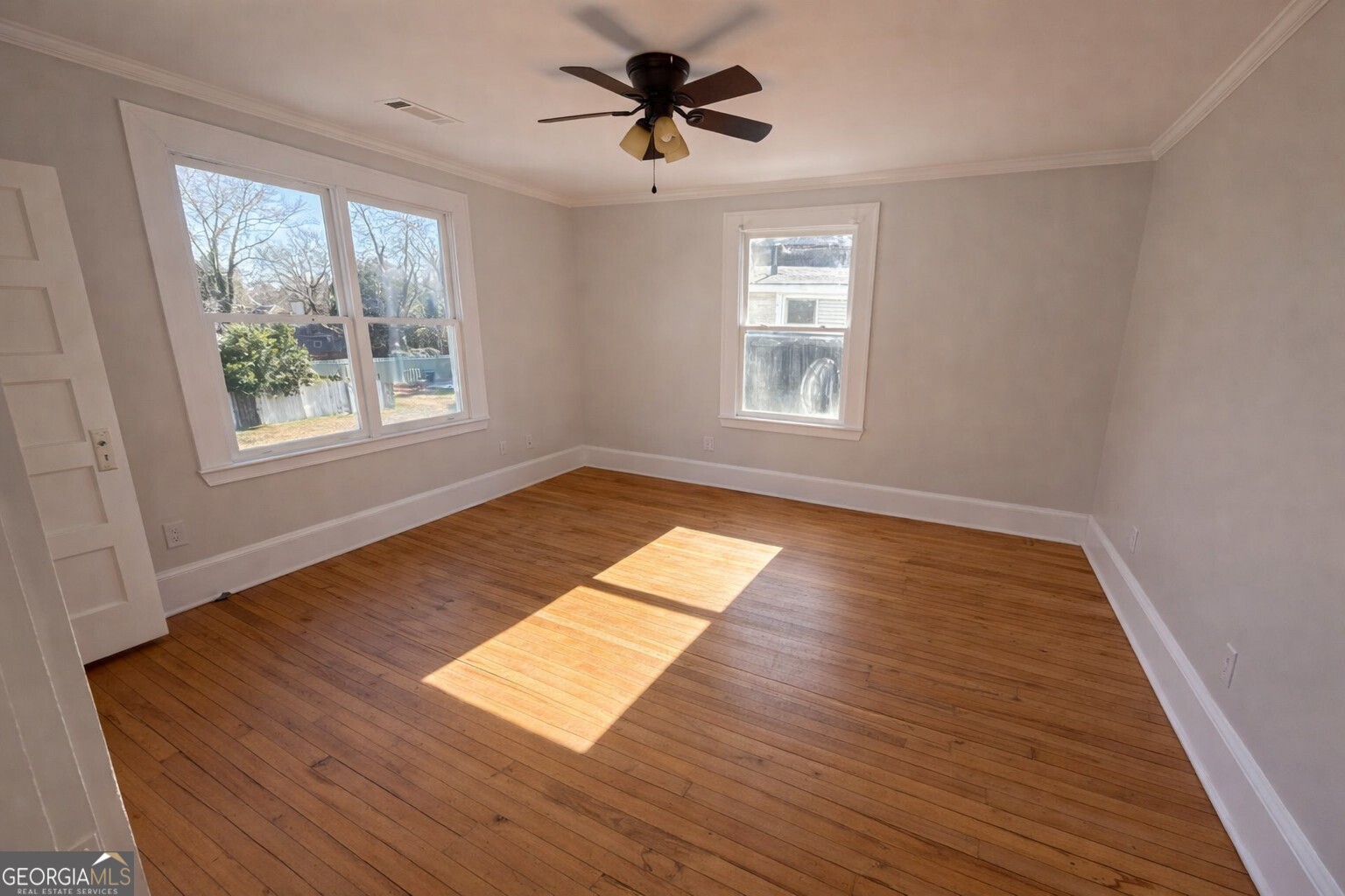 127 Rogers Avenue Property Photo 18