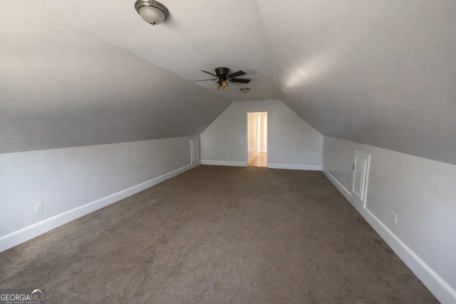 127 Rogers Avenue Property Photo 23
