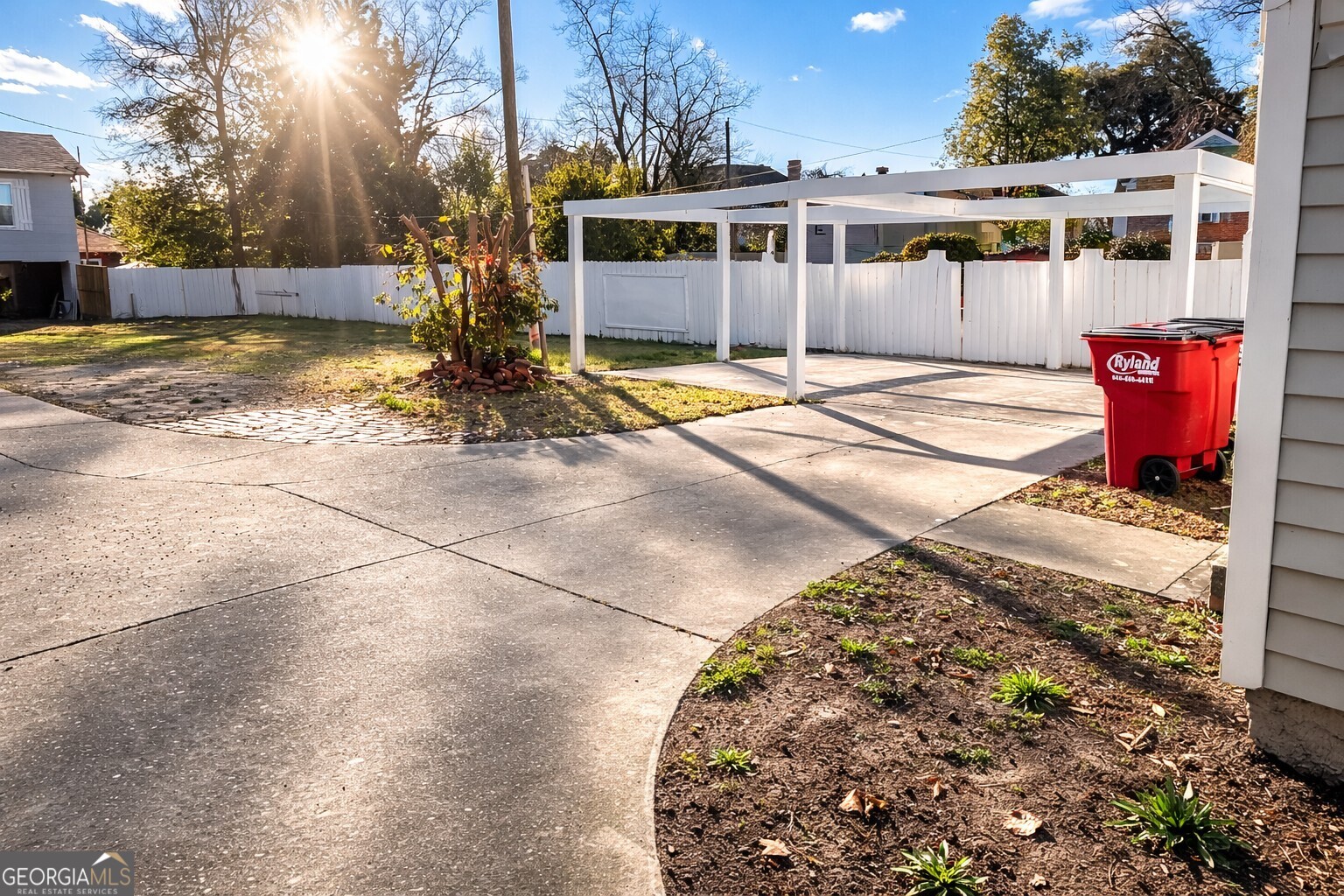 127 Rogers Avenue Property Photo 36