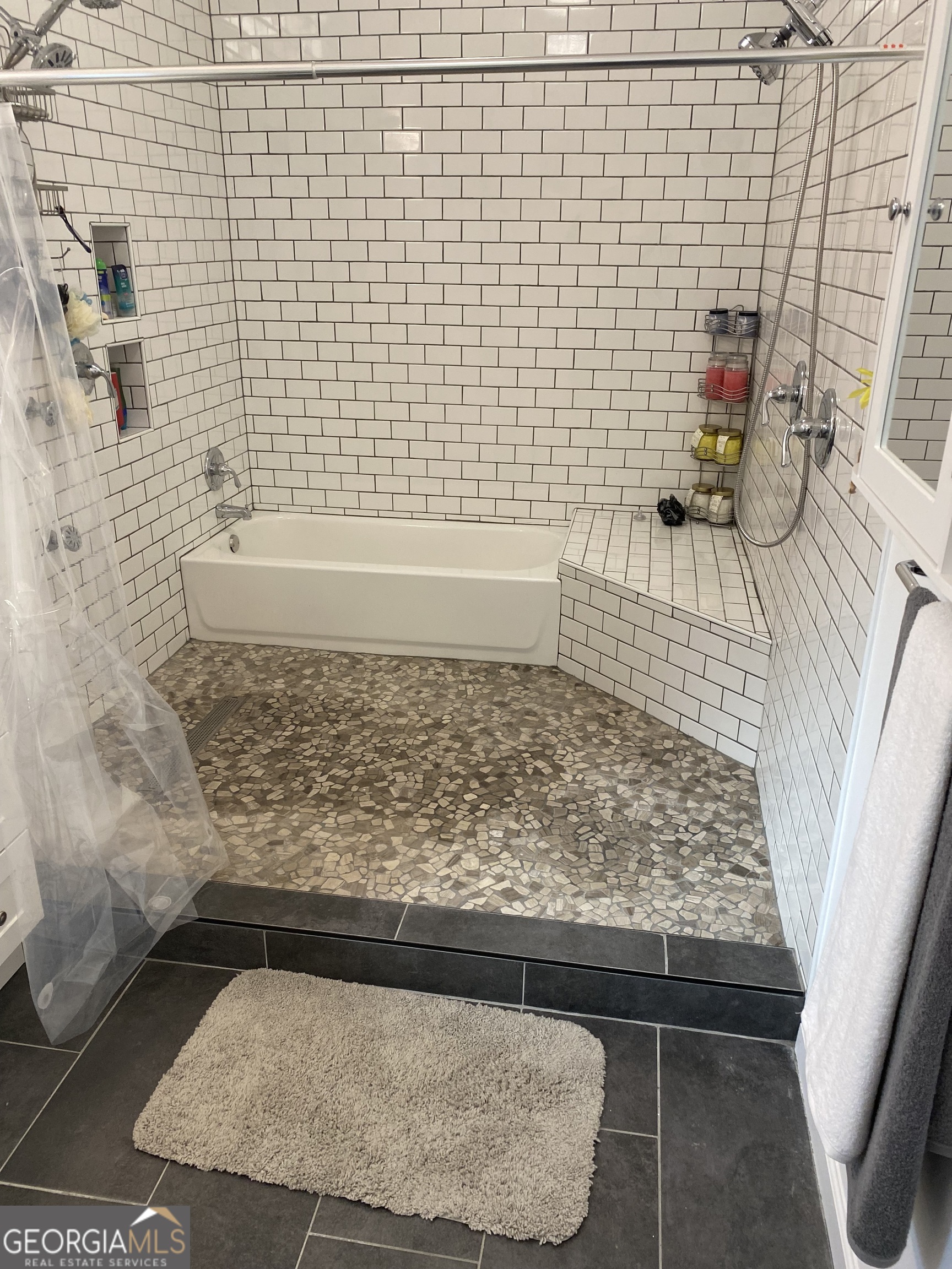 200 Heath Road Property Photo 8