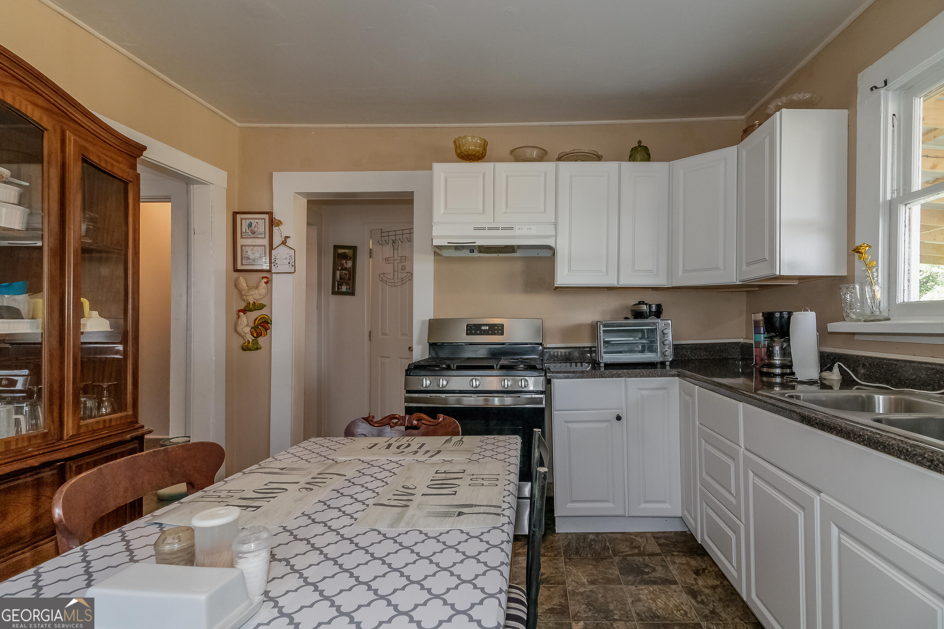 10895 Commerce Street Property Photo 14