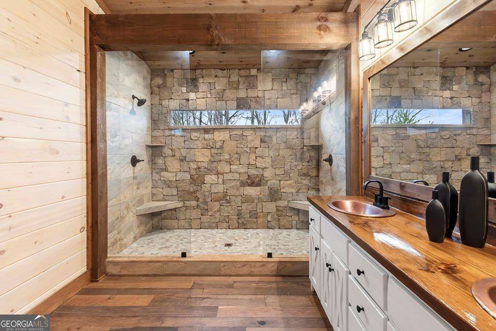 470 Skylight Drive Property Photo 31