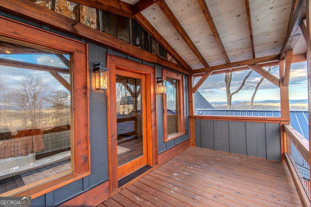 470 Skylight Drive Property Photo 37