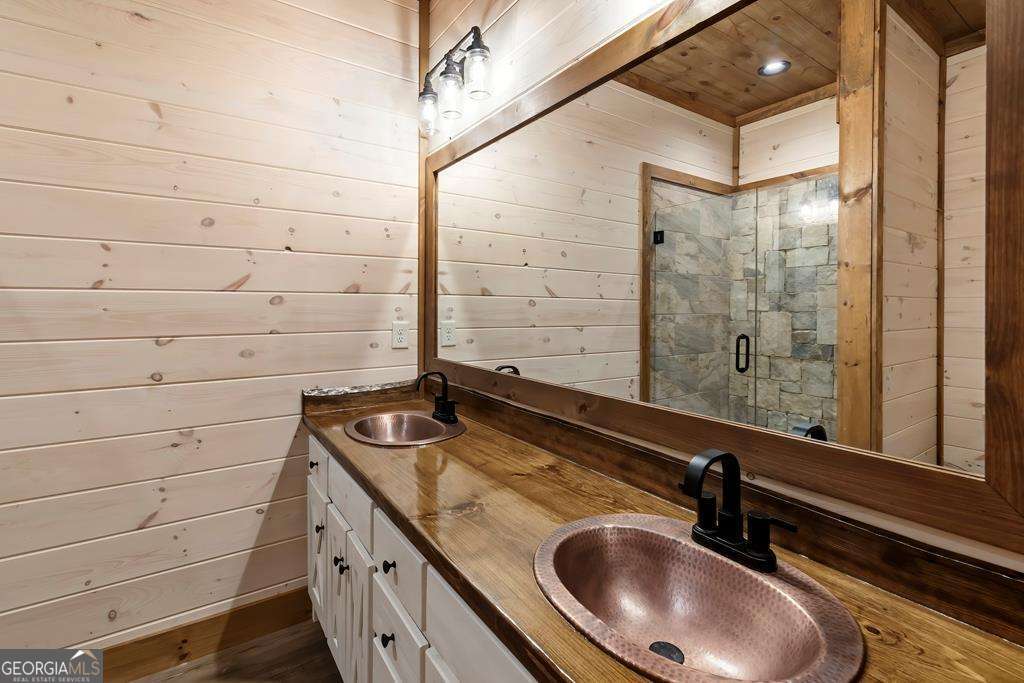 470 Skylight Drive Property Photo 71