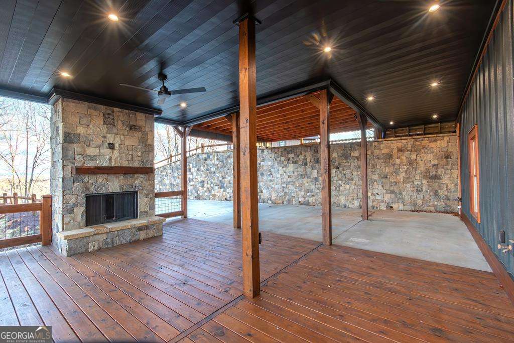 470 Skylight Drive Property Photo 77