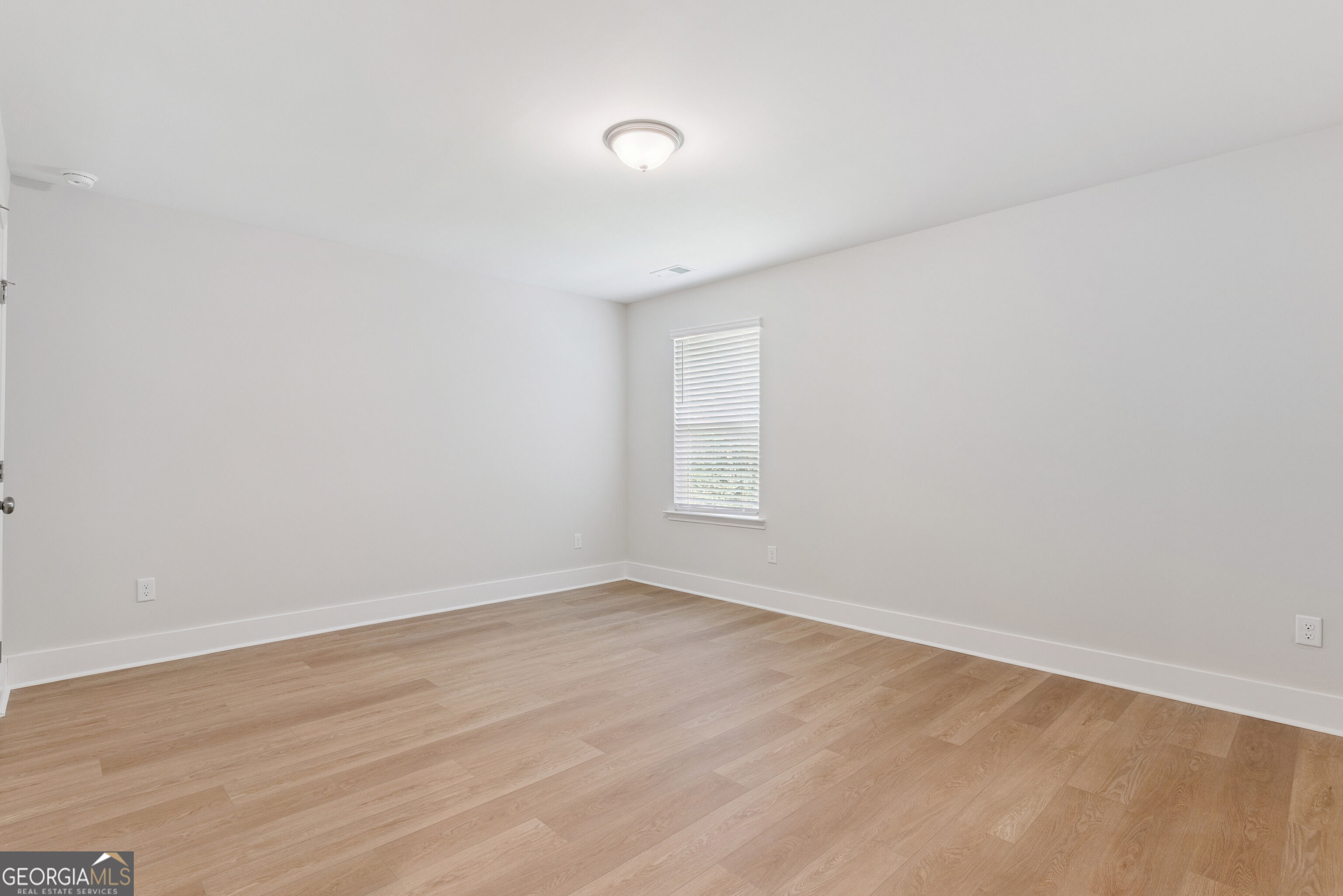 109 Bowline Lane Property Photo 34