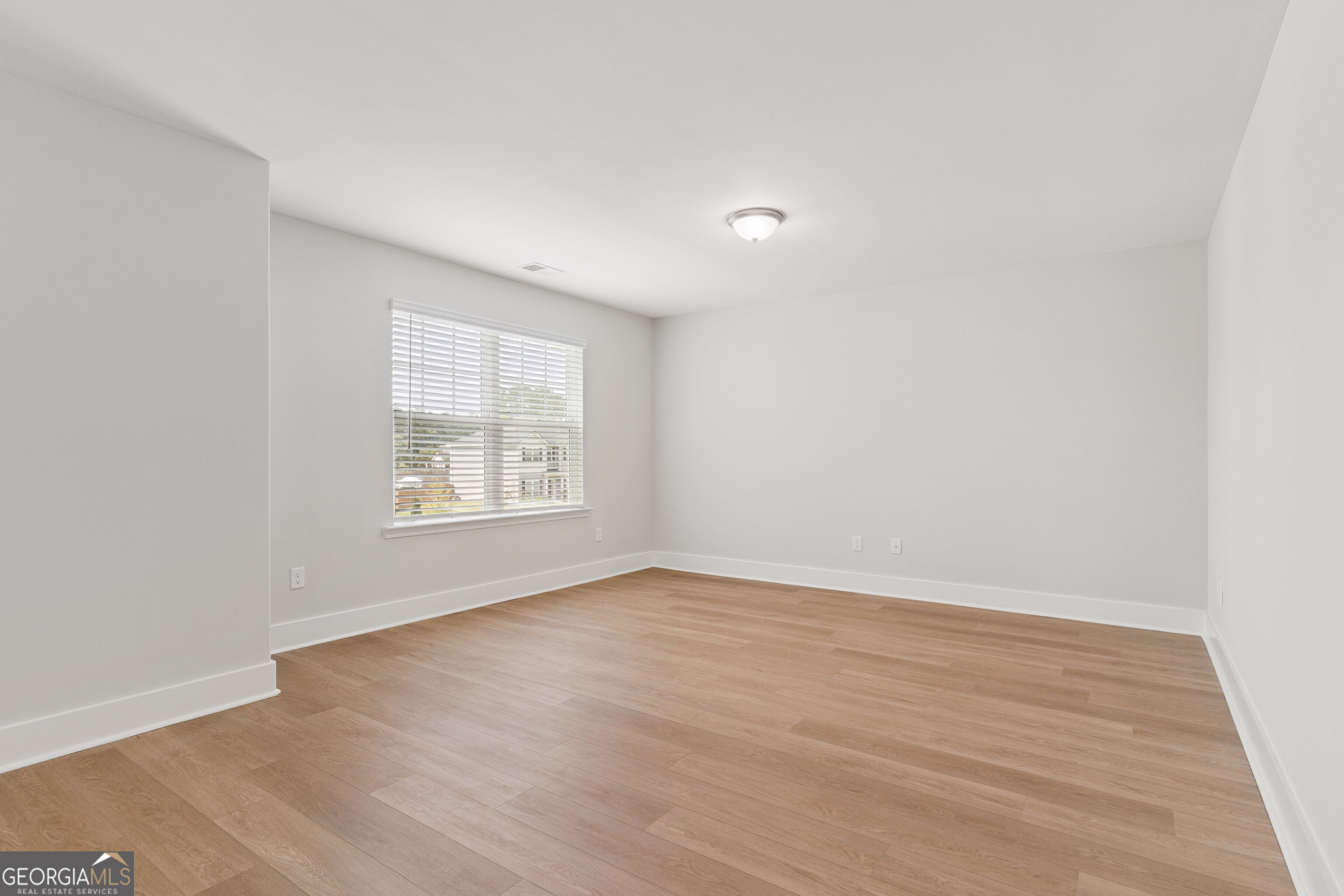 109 Bowline Lane Property Photo 38