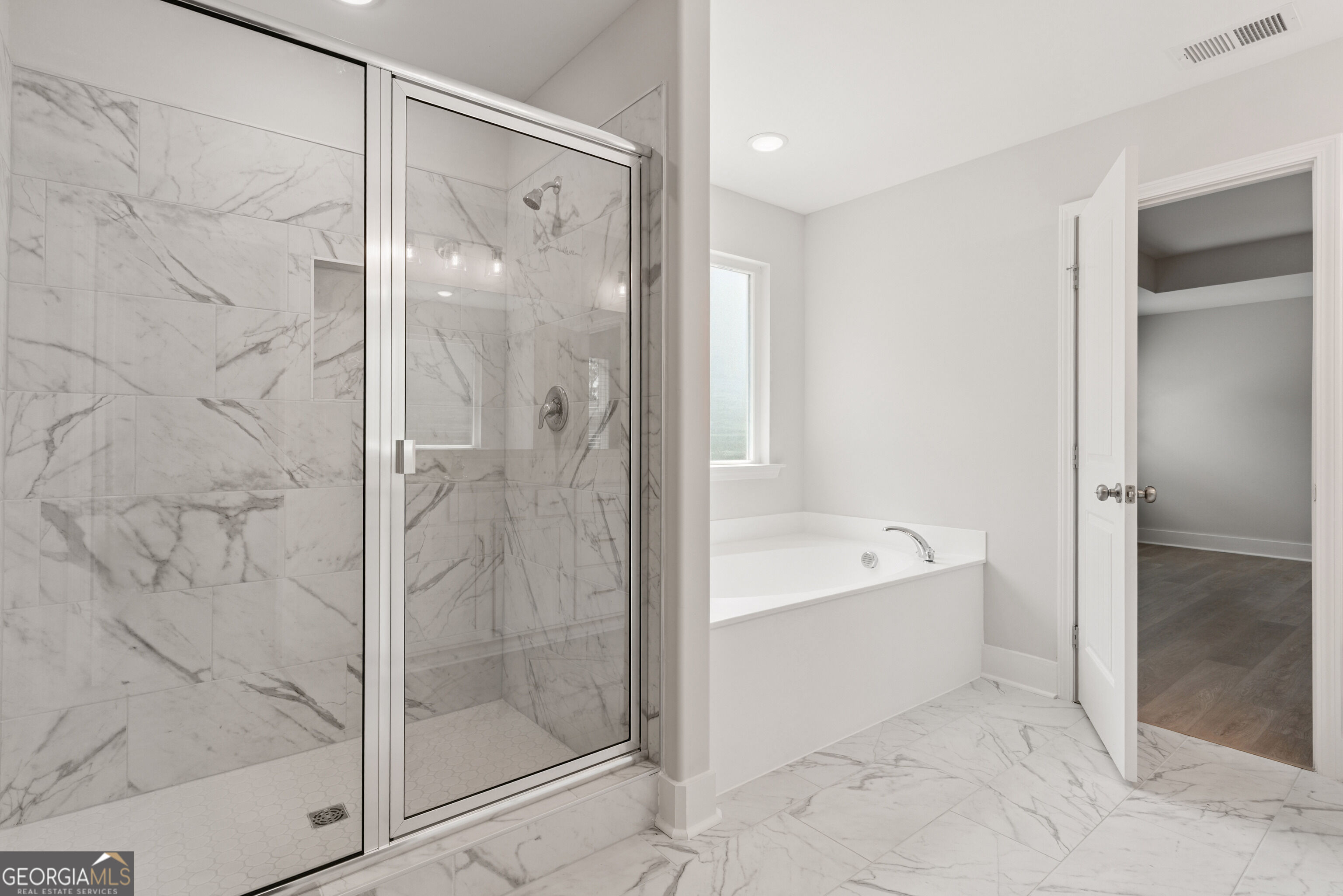 109 Bowline Lane Property Photo 44
