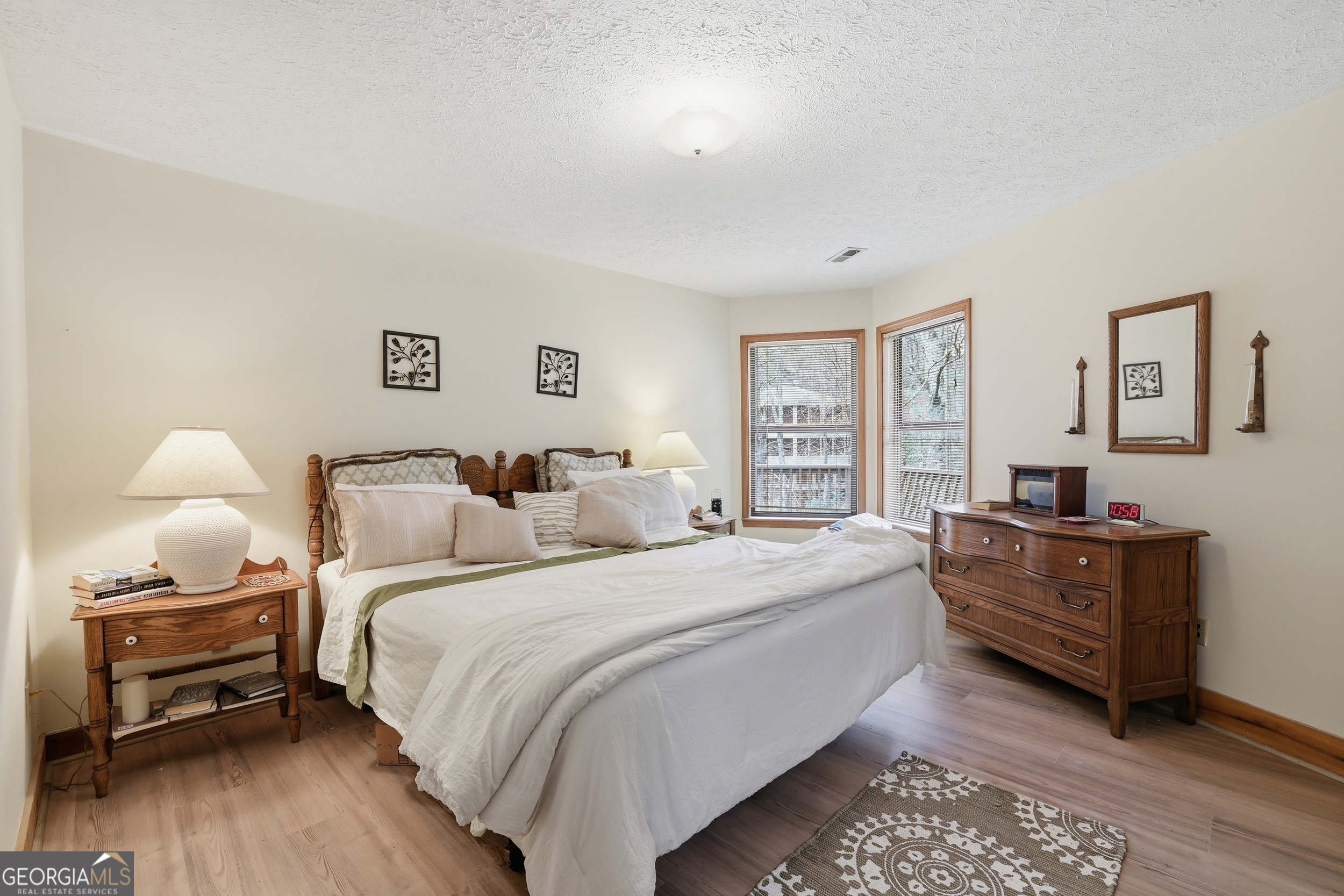 578 Saddleback Circle Property Photo 11