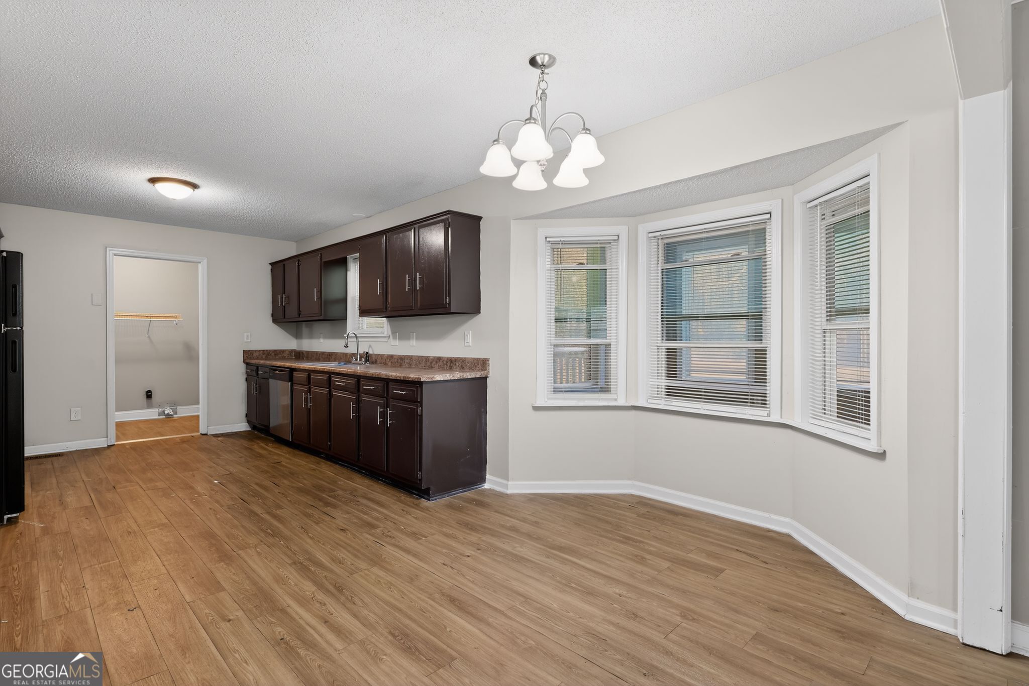 4602 Windsor Spring Road Property Photo 7