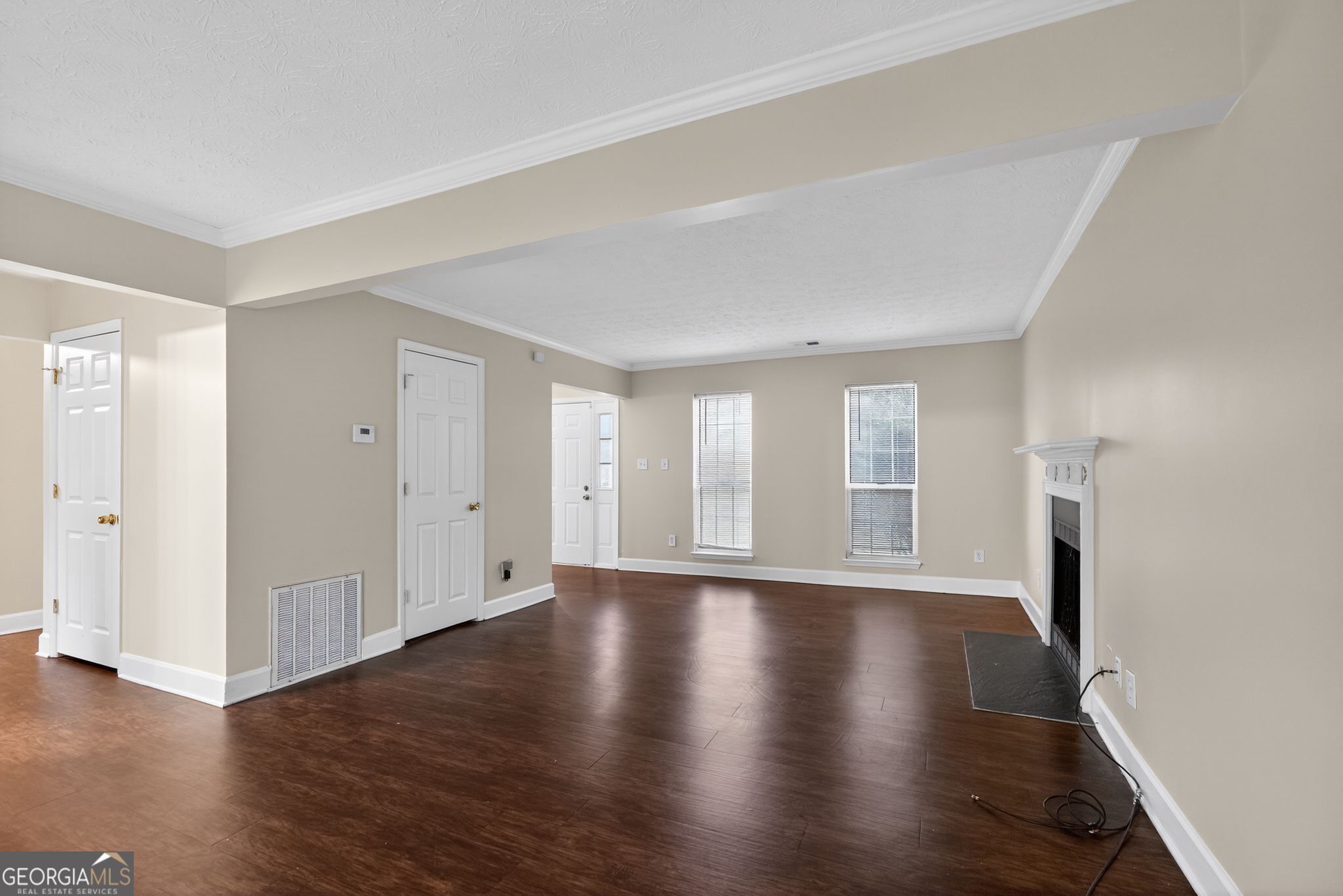 3807 Valpariso Circle Property Photo 6