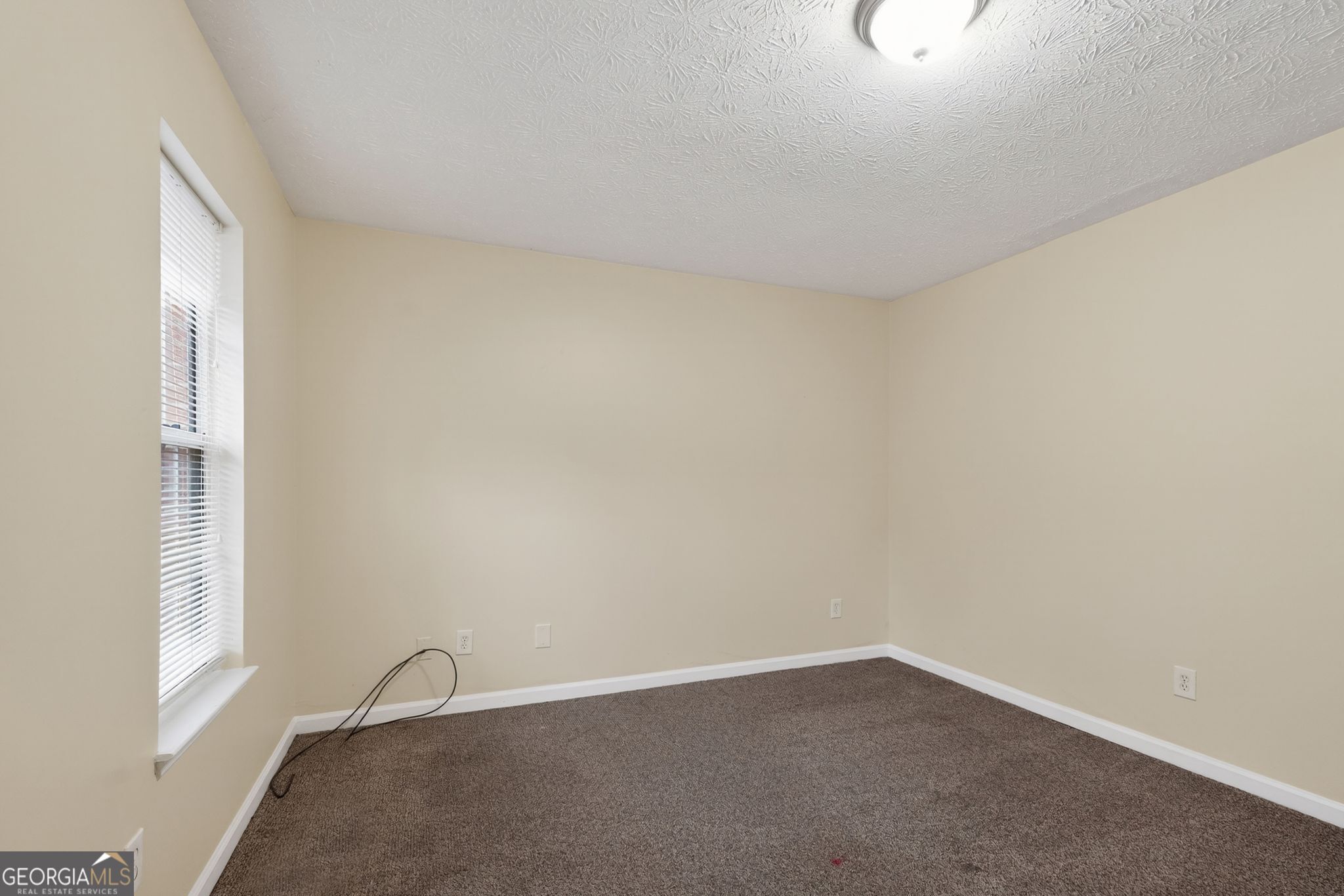 3807 Valpariso Circle Property Photo 18