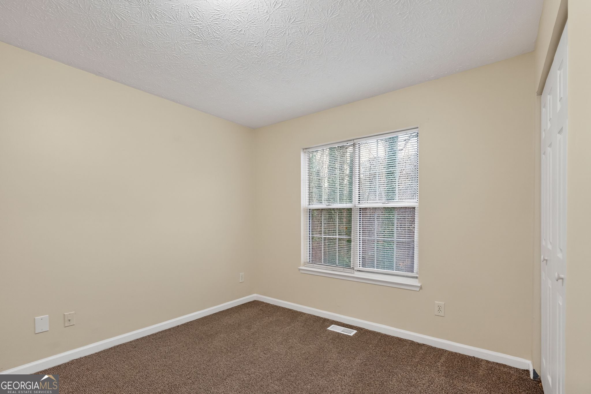 3807 Valpariso Circle Property Photo 21