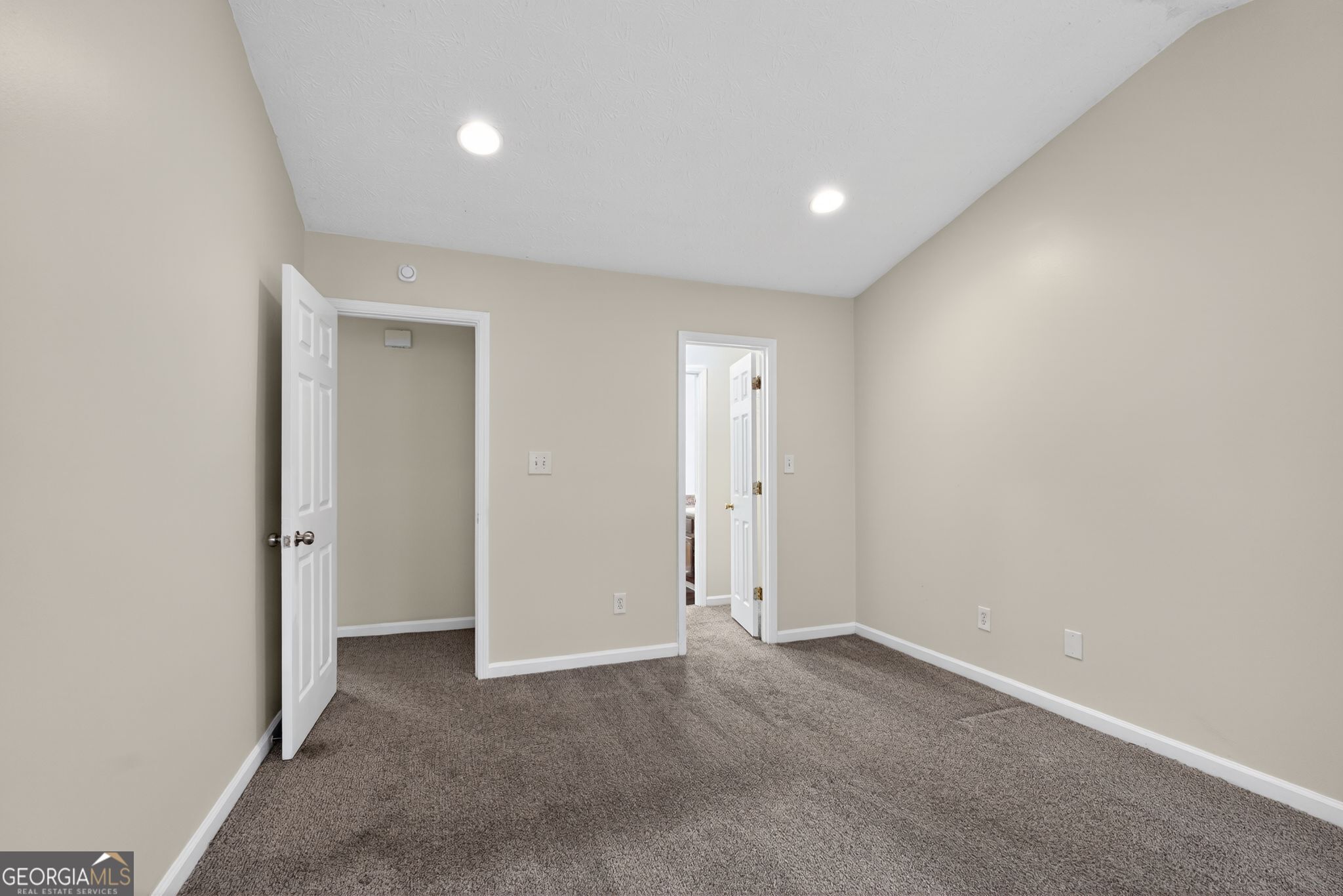 3807 Valpariso Circle Property Photo 22