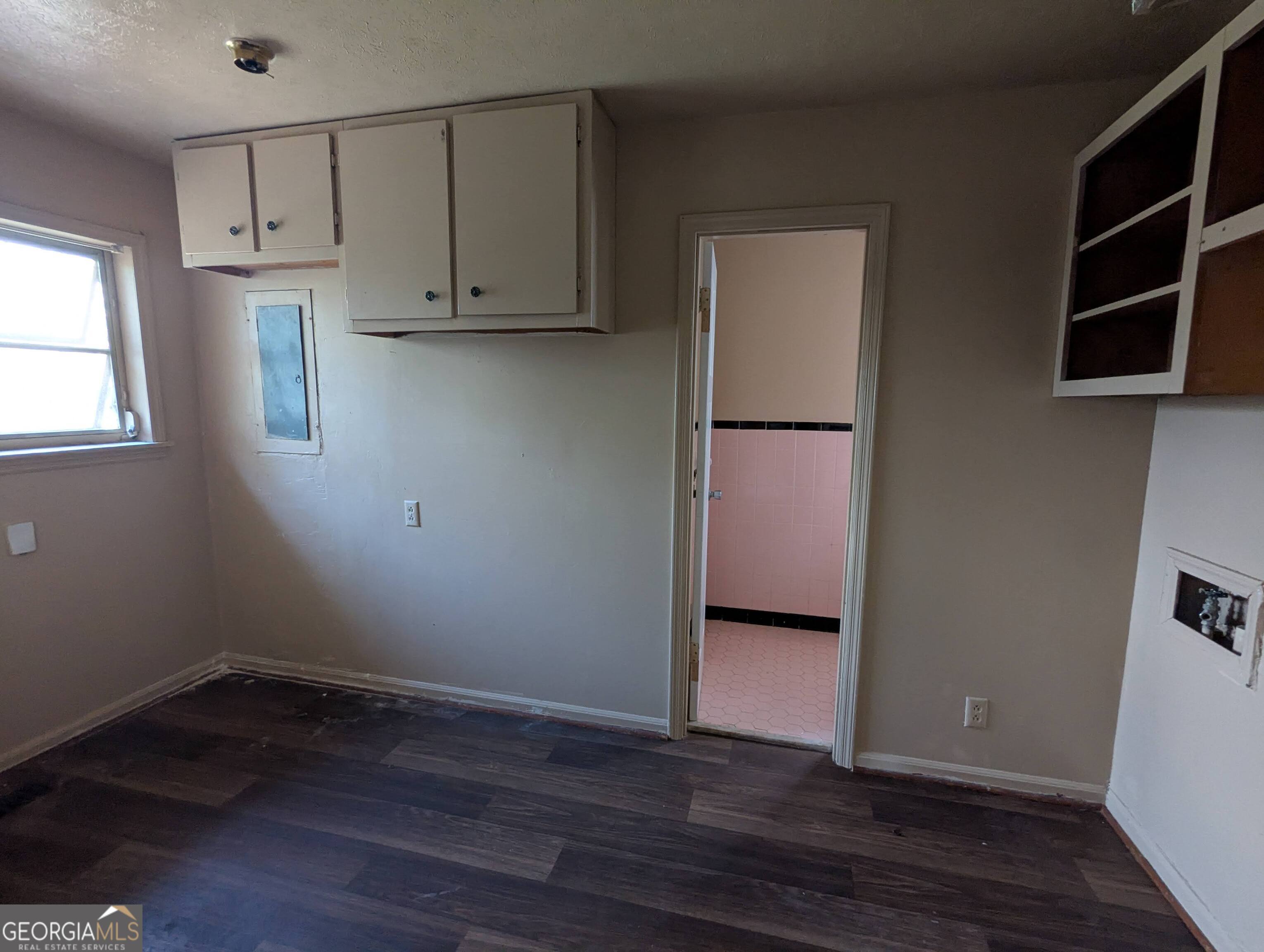 611 Whitney Avenue Property Photo 12