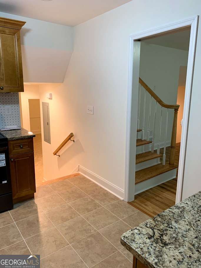 3019 Trafalgar Way Property Photo 7