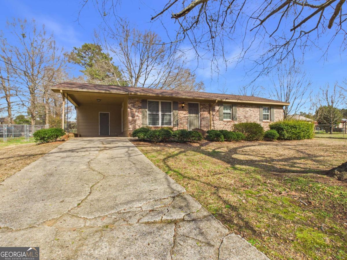 1020 Tuxedo Lane Property Photo 1