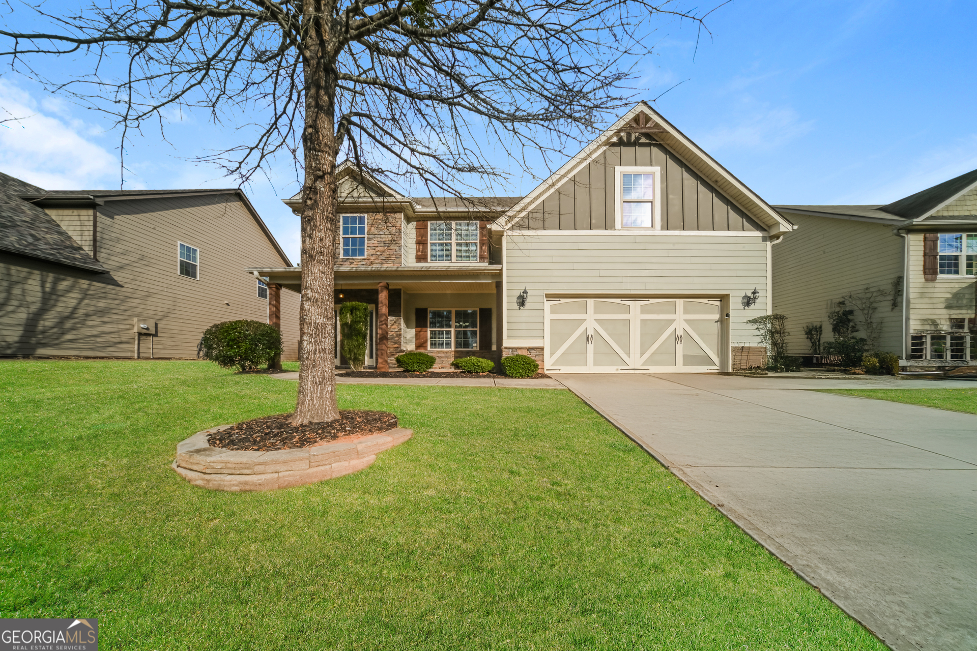 324 Cliffhaven Circle Property Photo 1