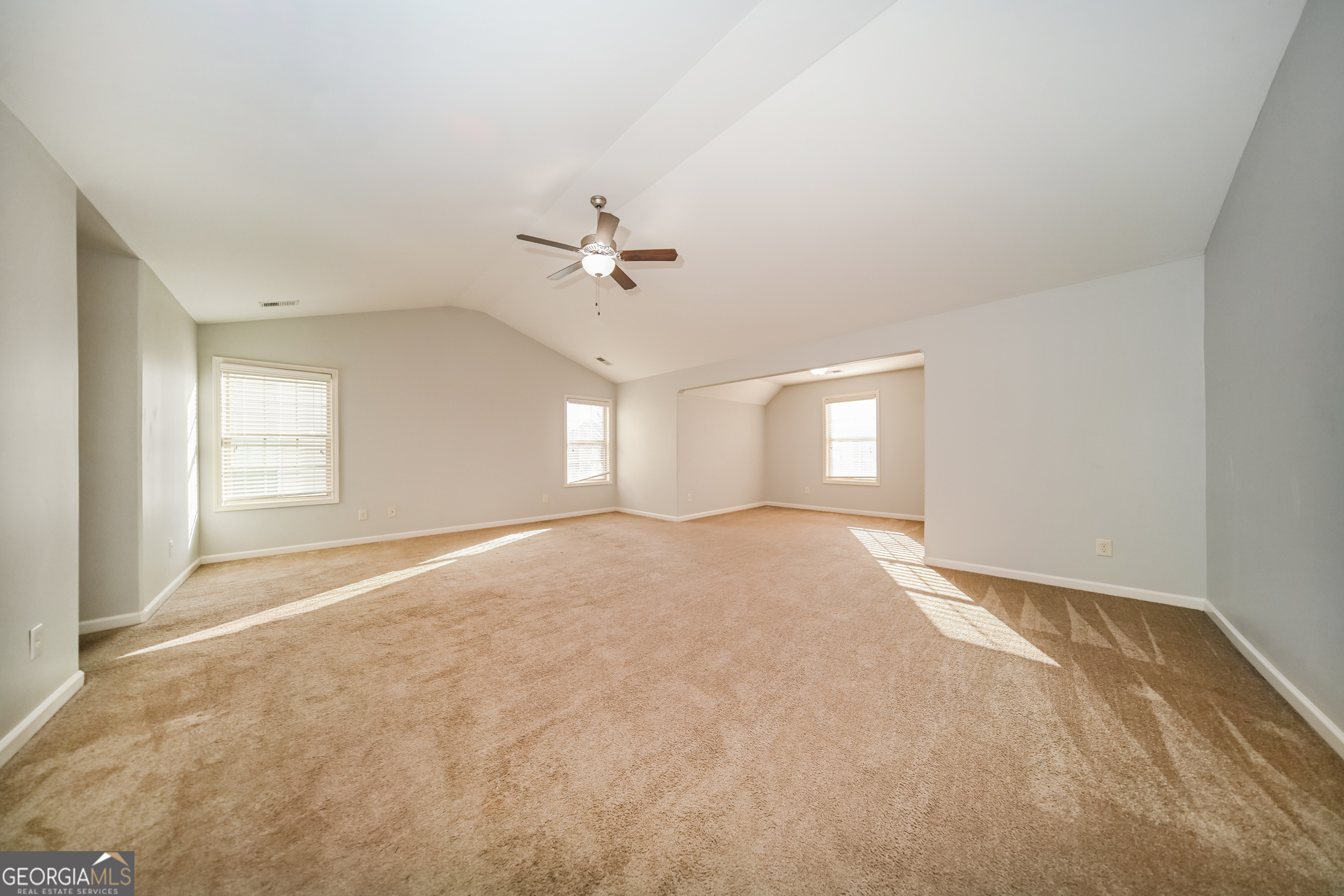 324 Cliffhaven Circle Property Photo 10
