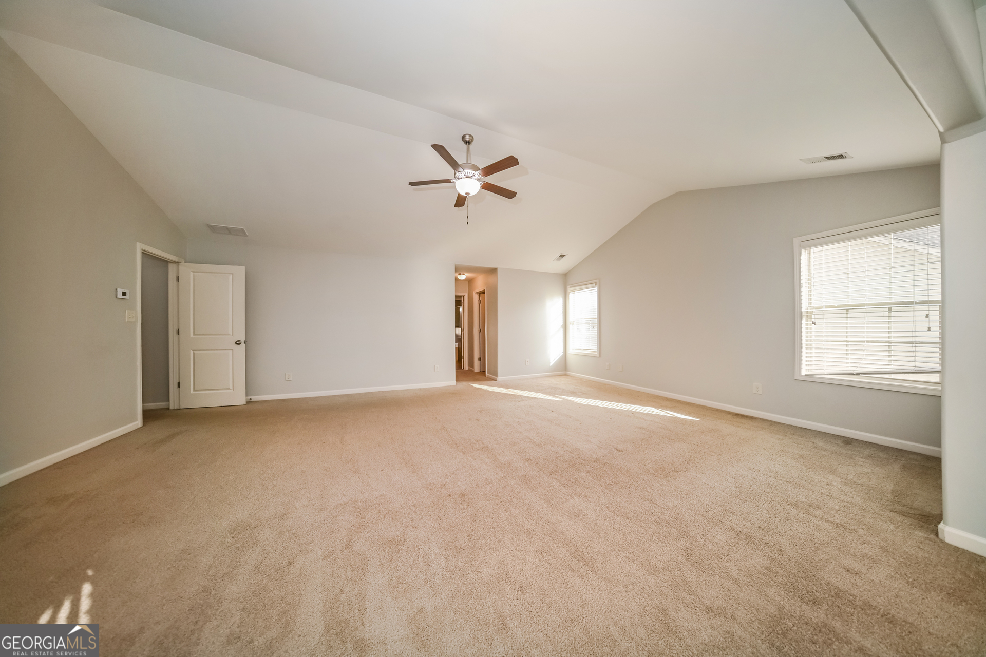 324 Cliffhaven Circle Property Photo 11