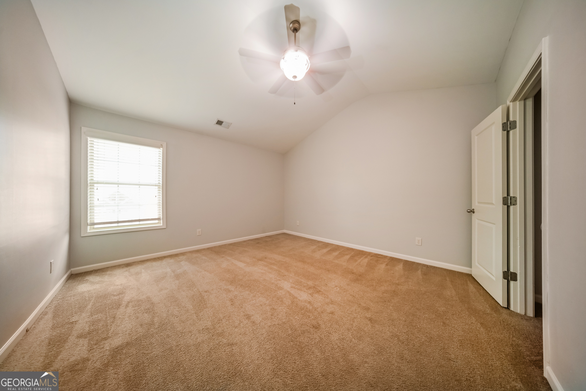 324 Cliffhaven Circle Property Photo 15