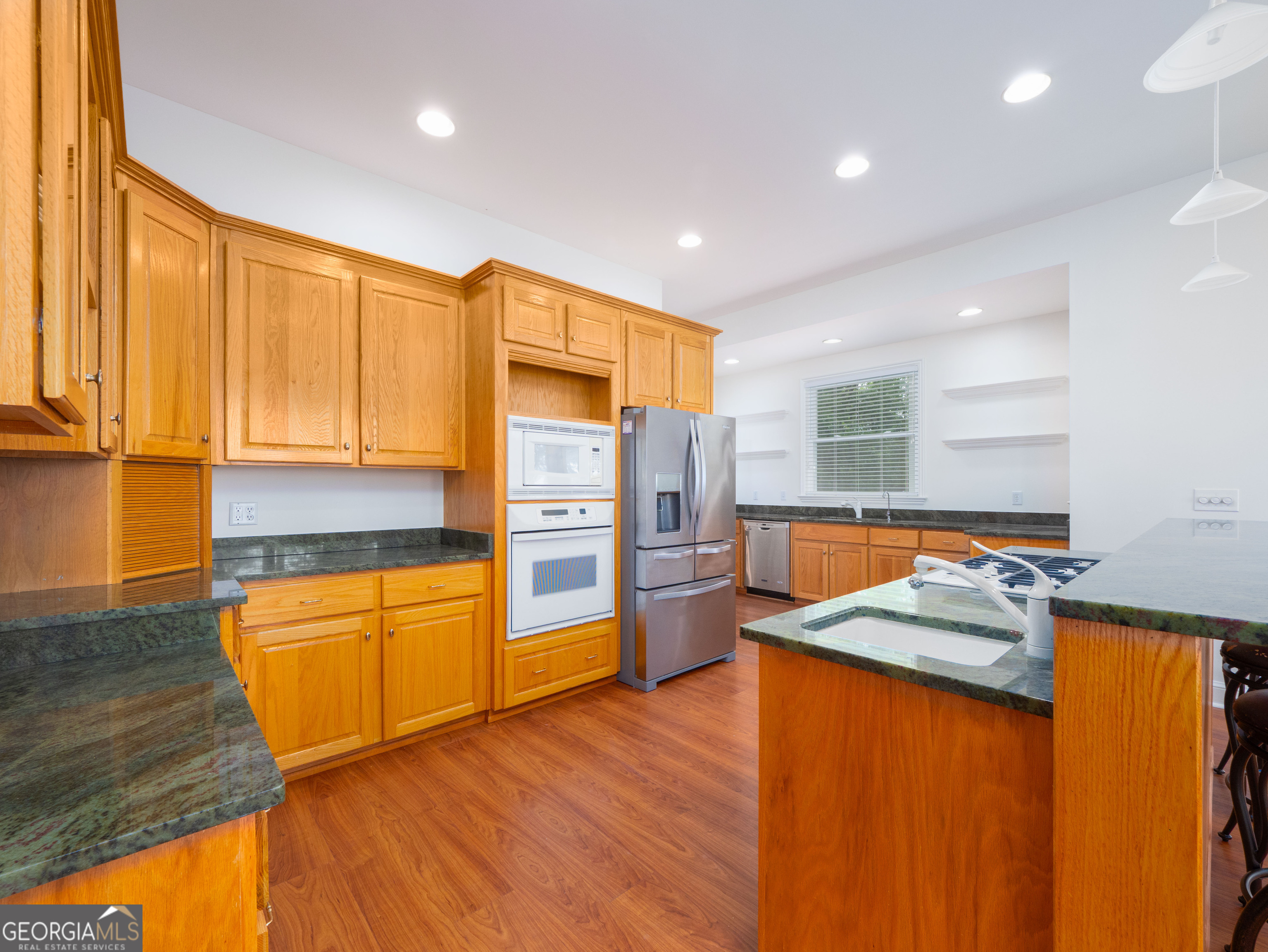 146 Royal Drive Property Photo 12