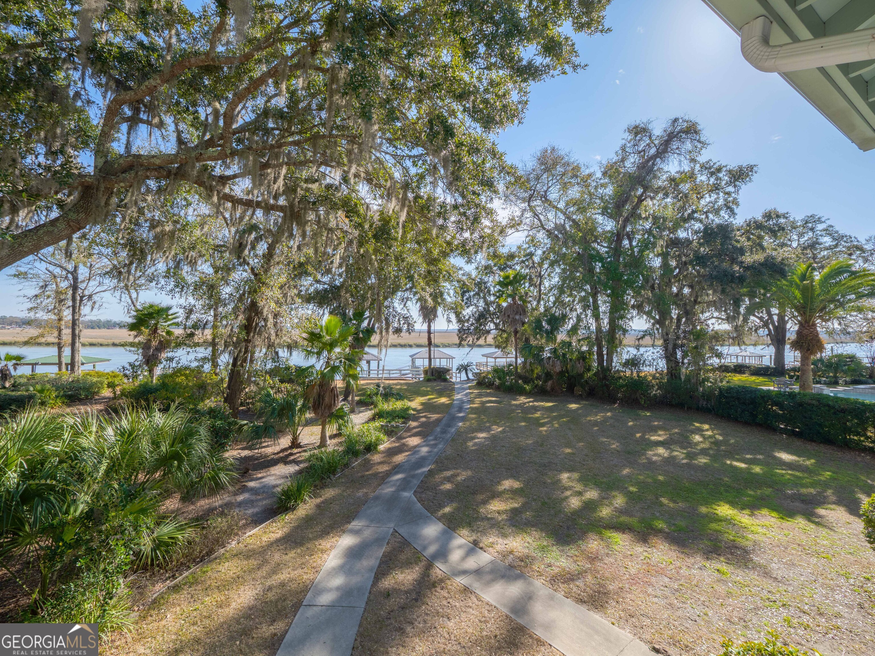 146 Royal Drive Property Photo 27