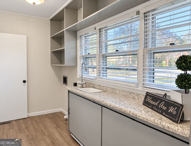 1221 Ridge Avenue N Property Photo 15