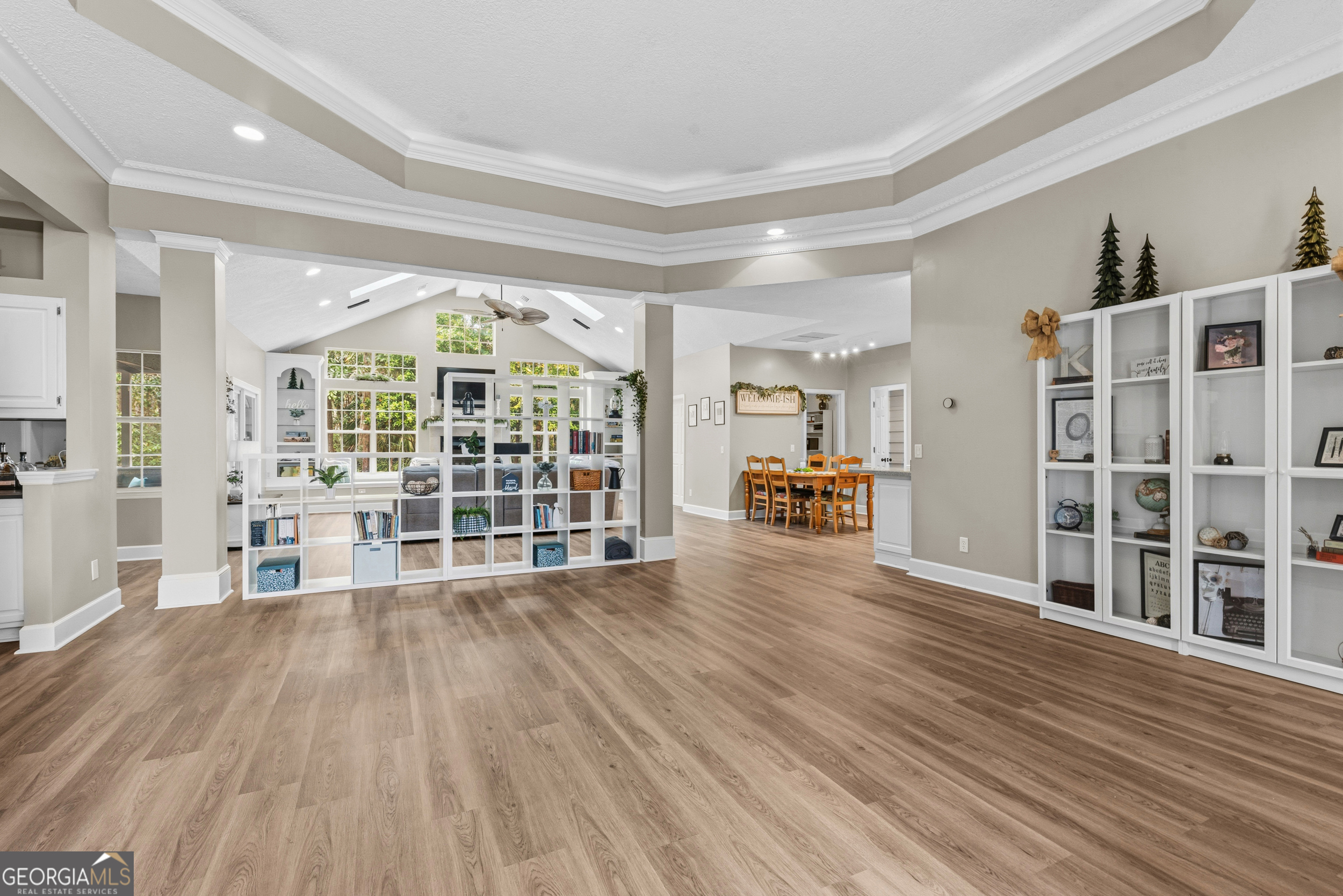 811 Riverview Drive W Property Photo 8