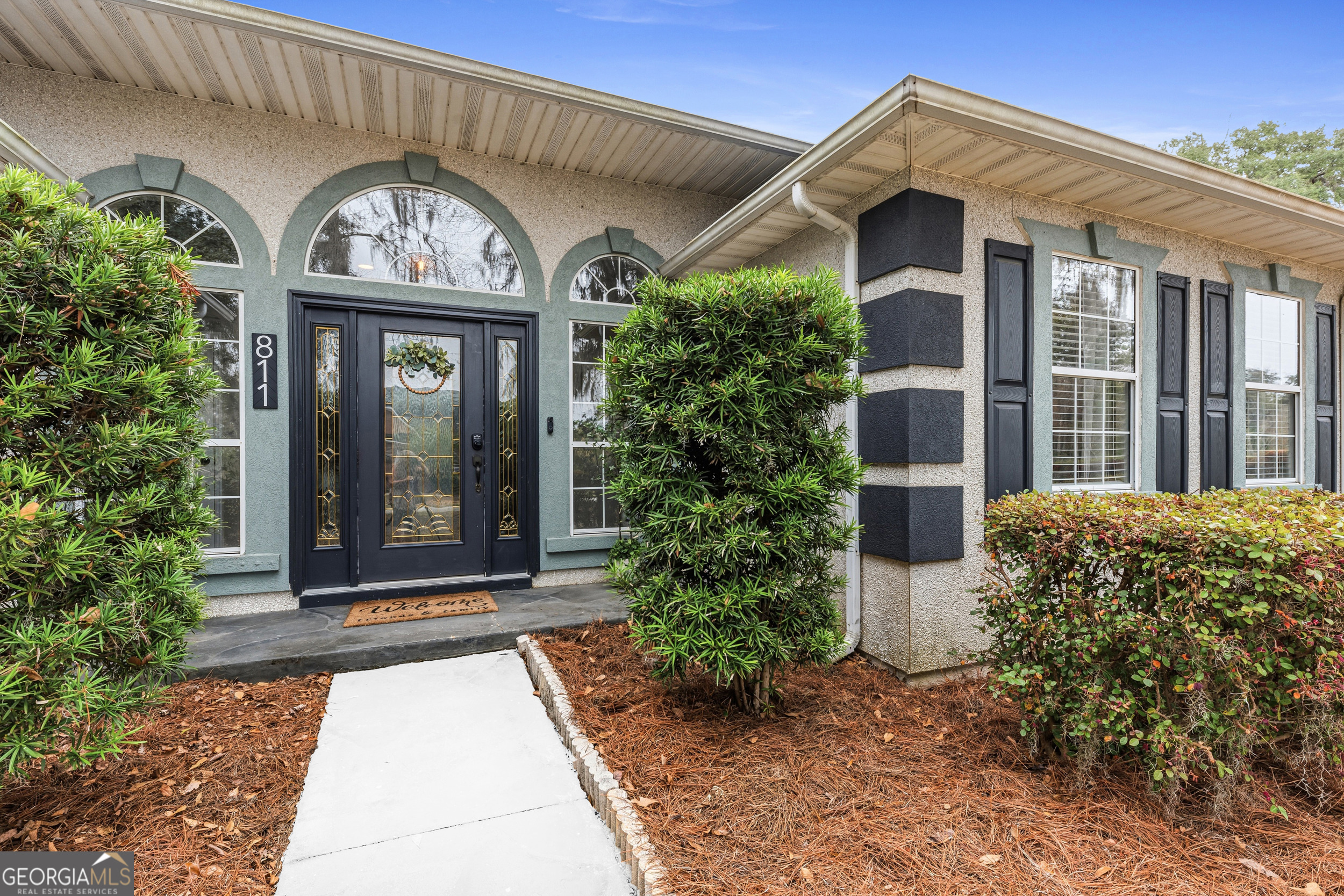 811 Riverview Drive W Property Photo 20
