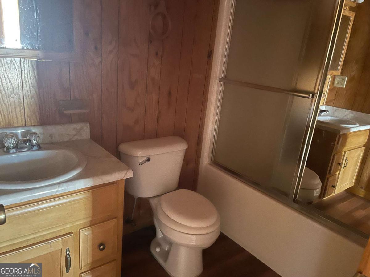 109 Lincoln Drive Property Photo 9