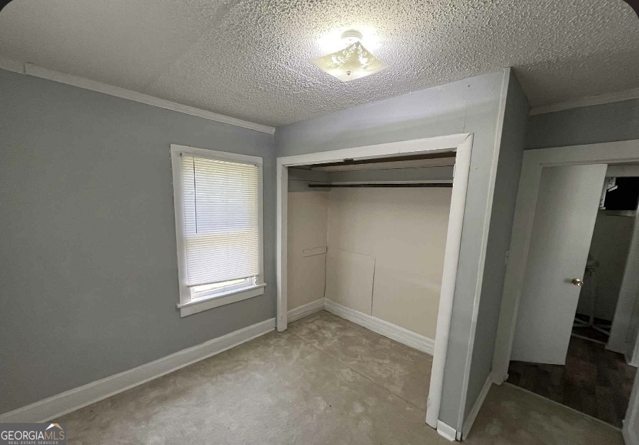 702 E Waring Street E Property Photo 7