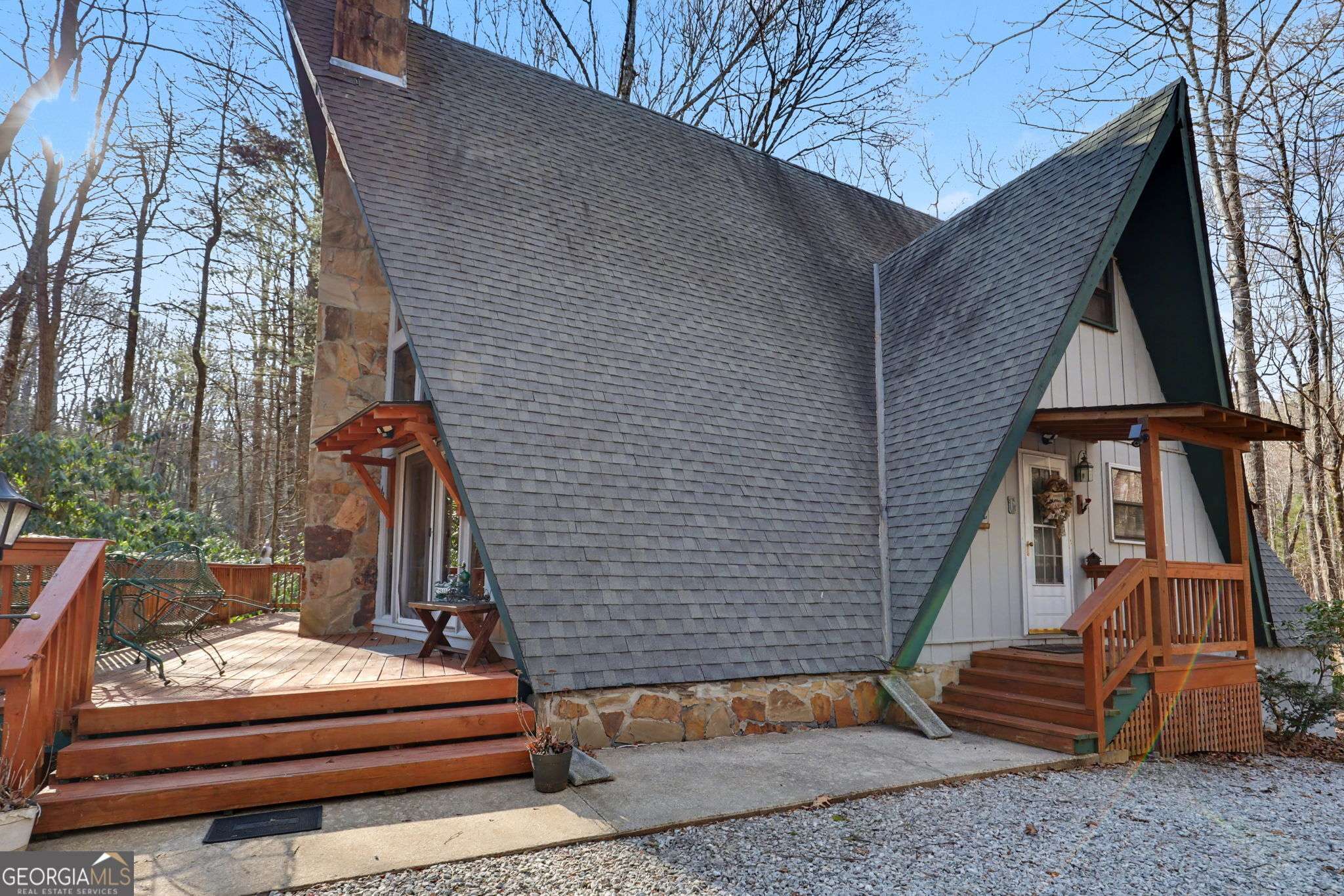 42 Lost Valley Drive Property Photo 2