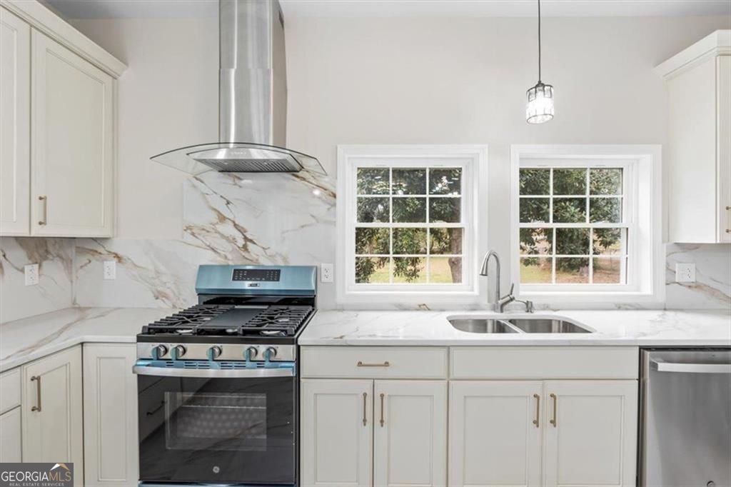 1804 Gordon Avenue Ne Property Photo 15