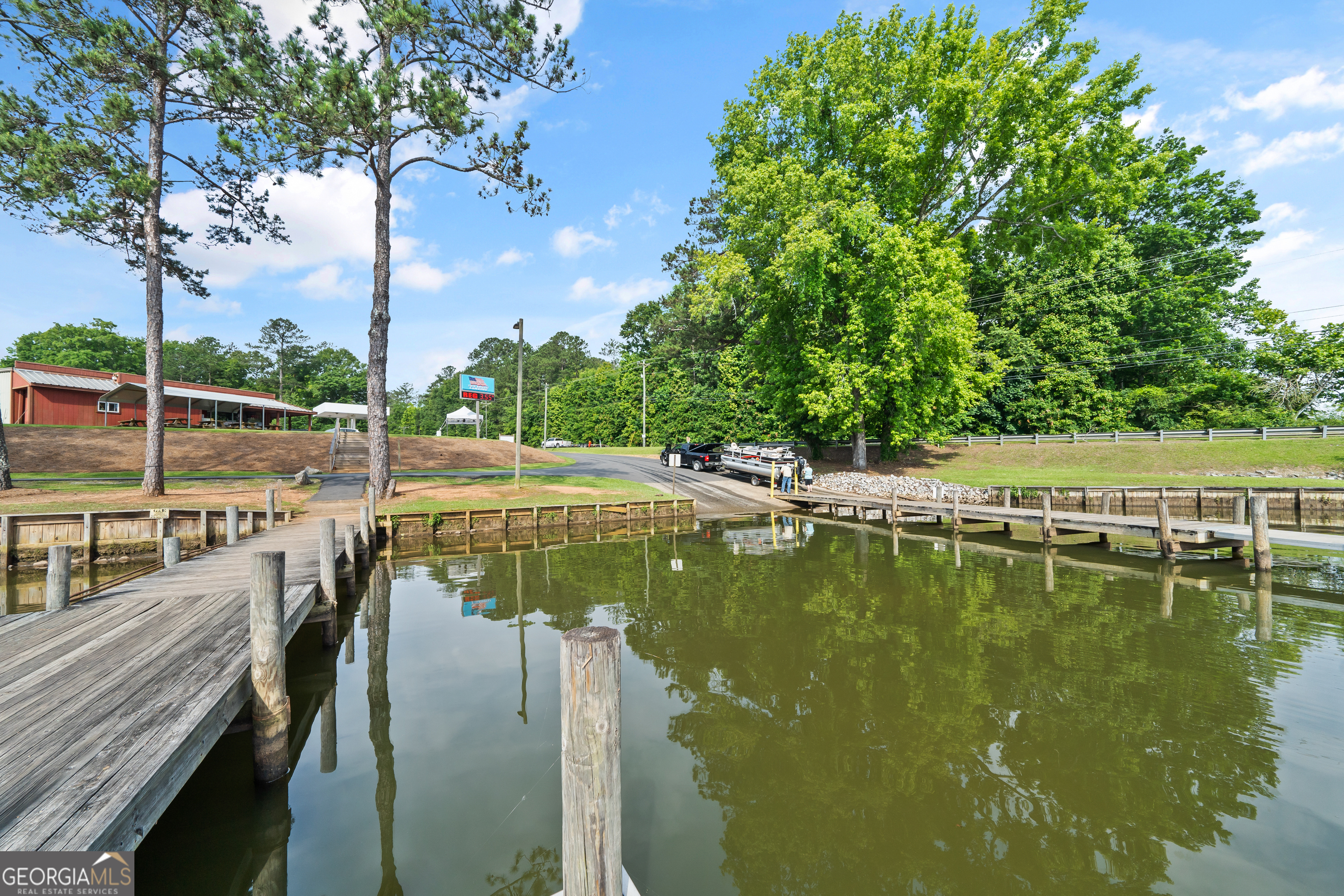 609 Twin Bridges Road Property Photo 3