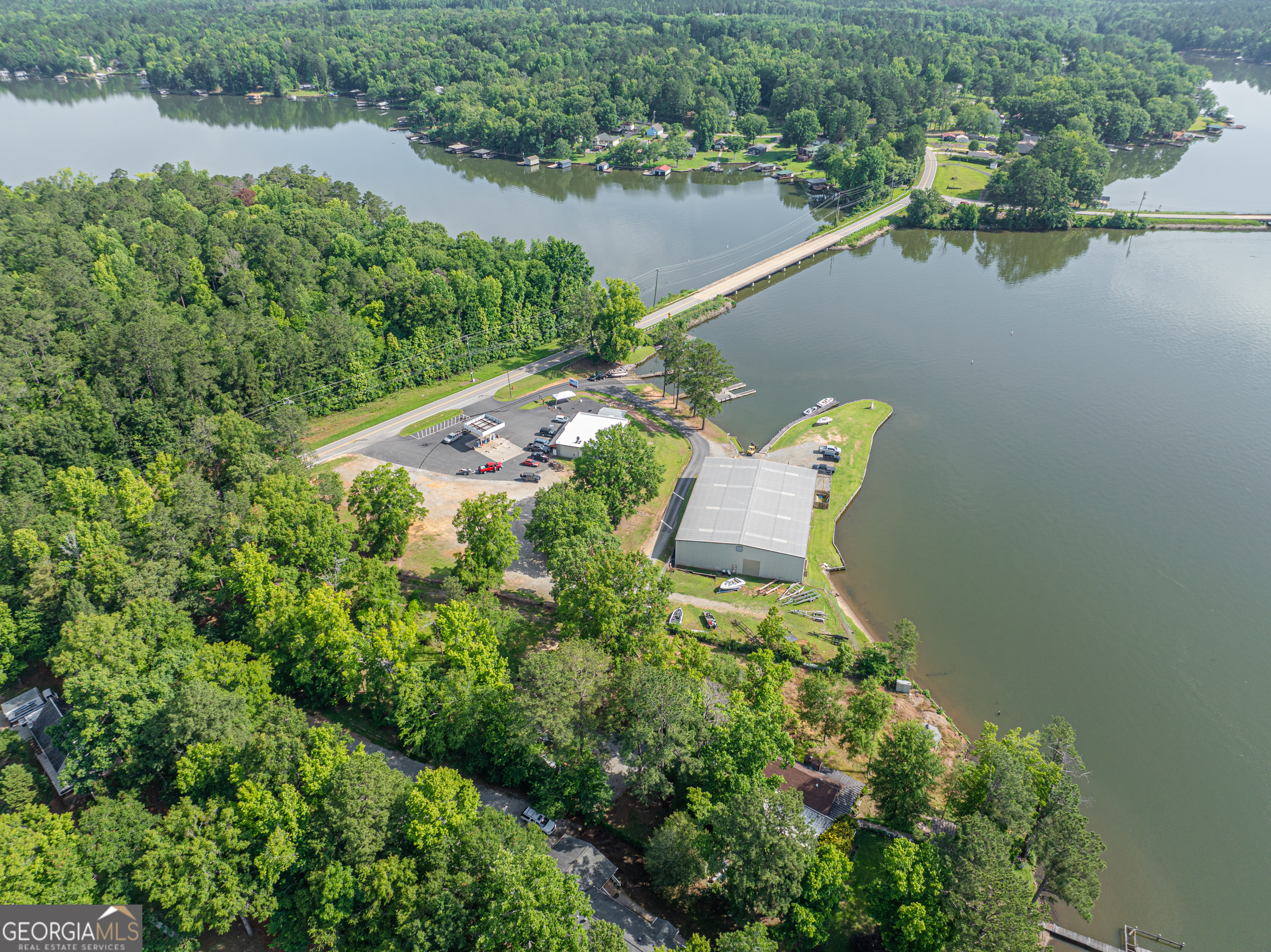 609 Twin Bridges Road Property Photo 7