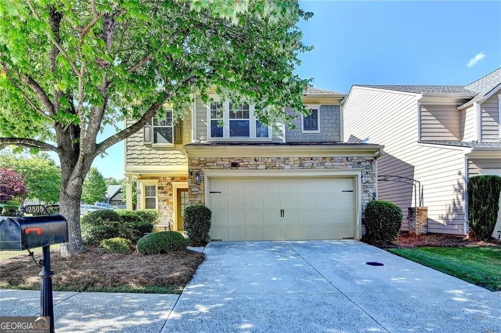 2505 Thackery Court Property Photo 1