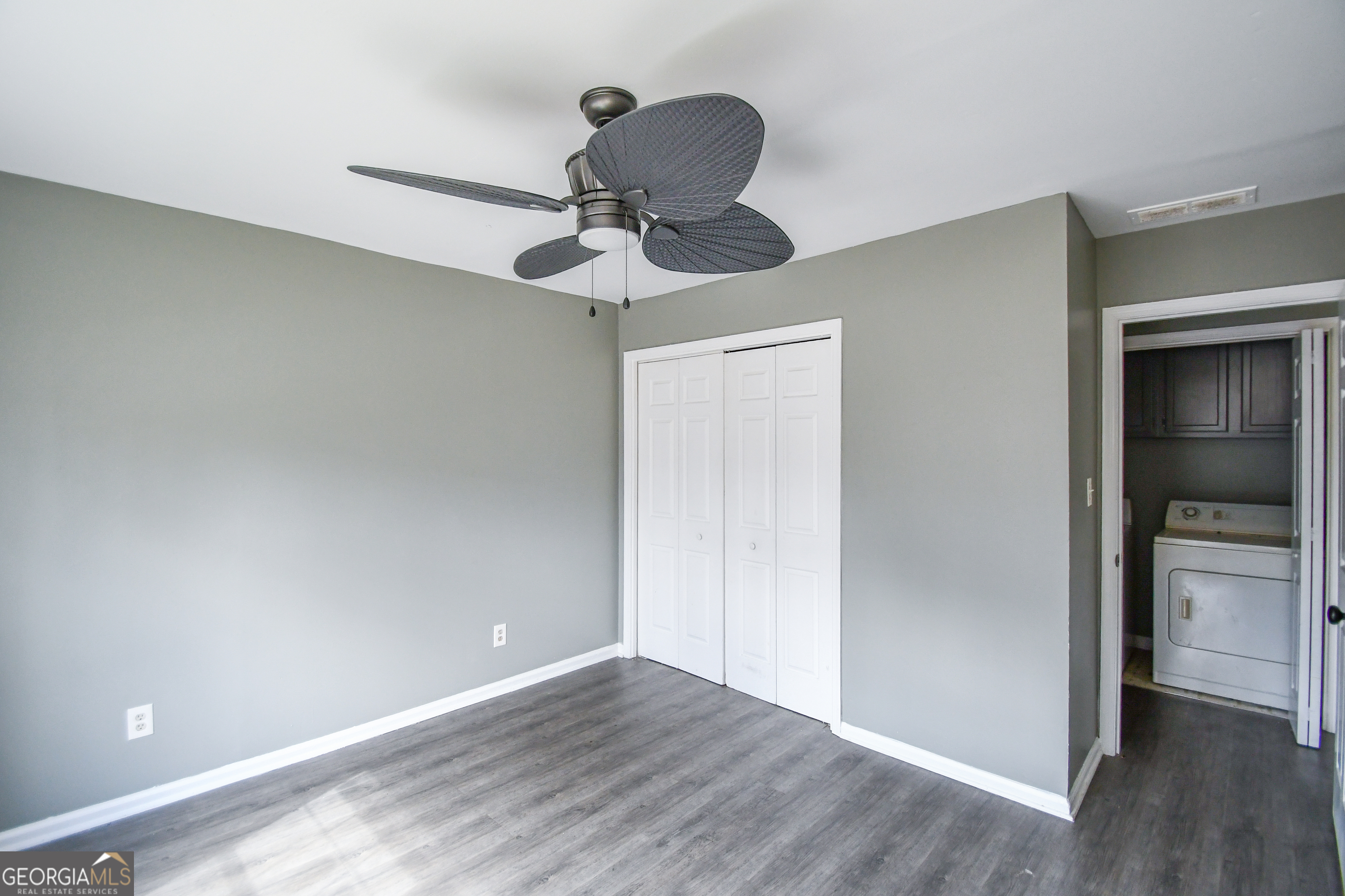 735 Oak Drive Property Photo 5