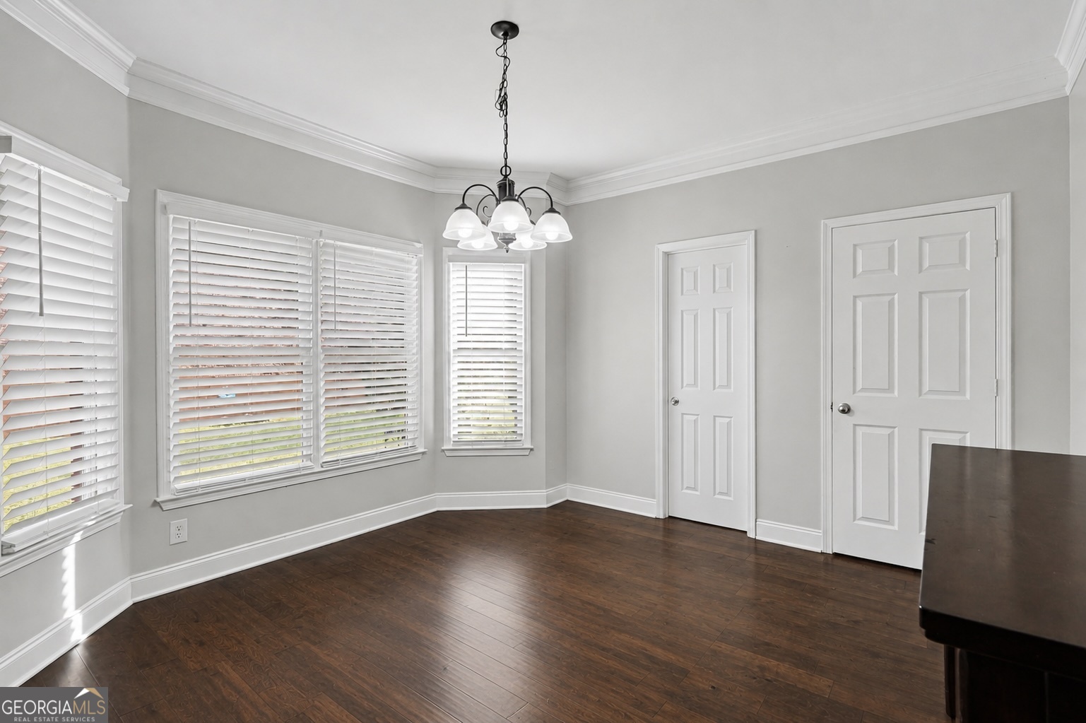 2594 Dolostone Way Property Photo 15