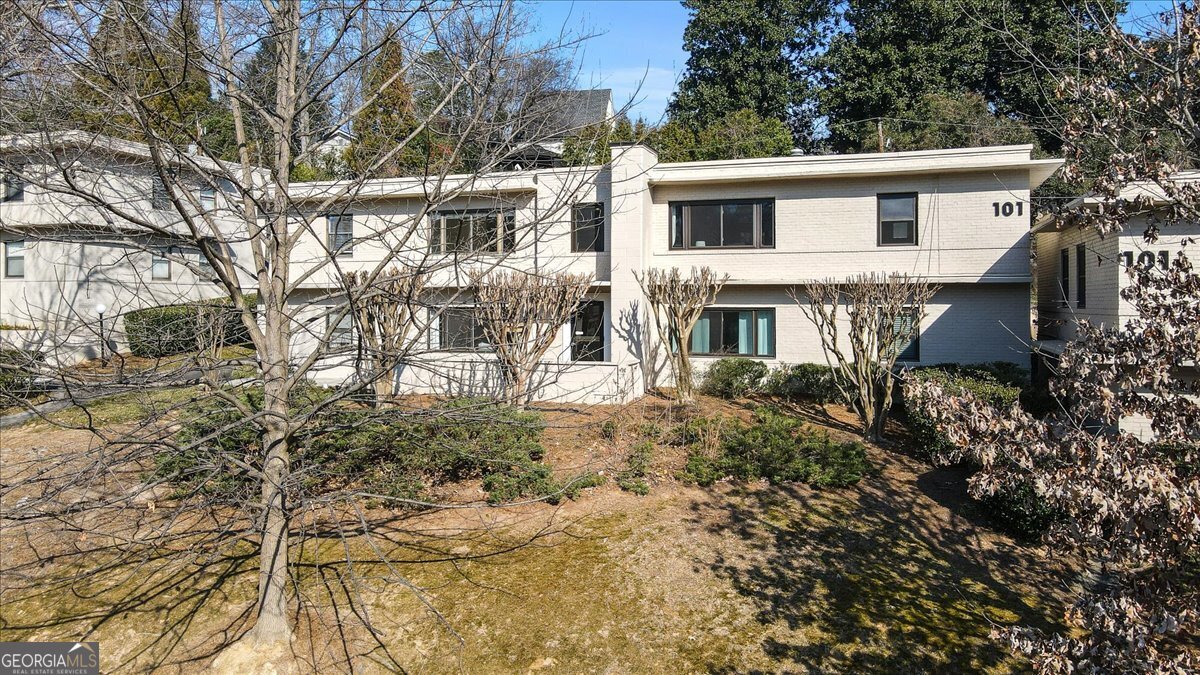 101 Ardmore Place NW # 3