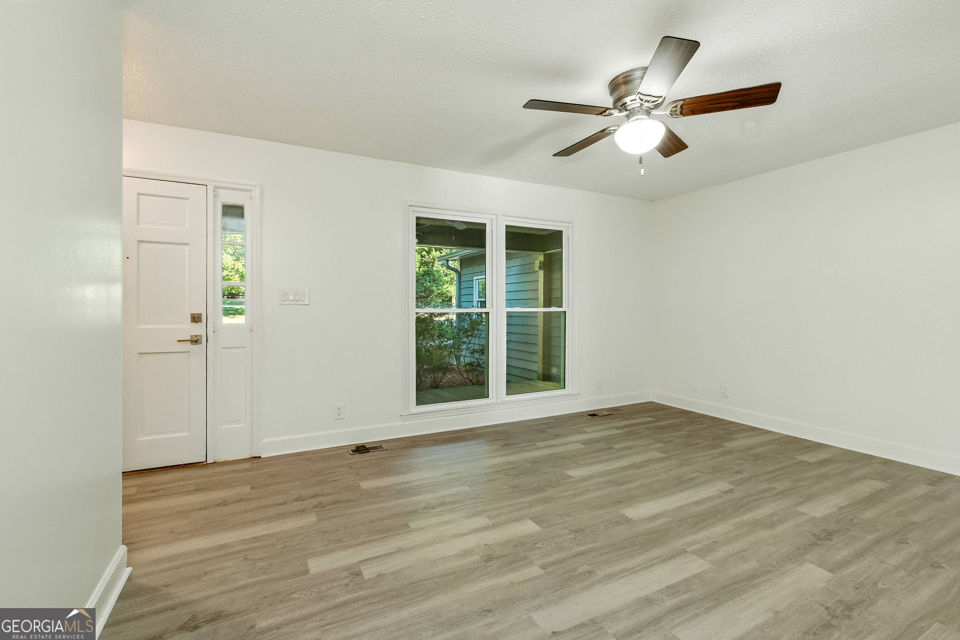 3235 Clarks Bridge Road Property Photo 14