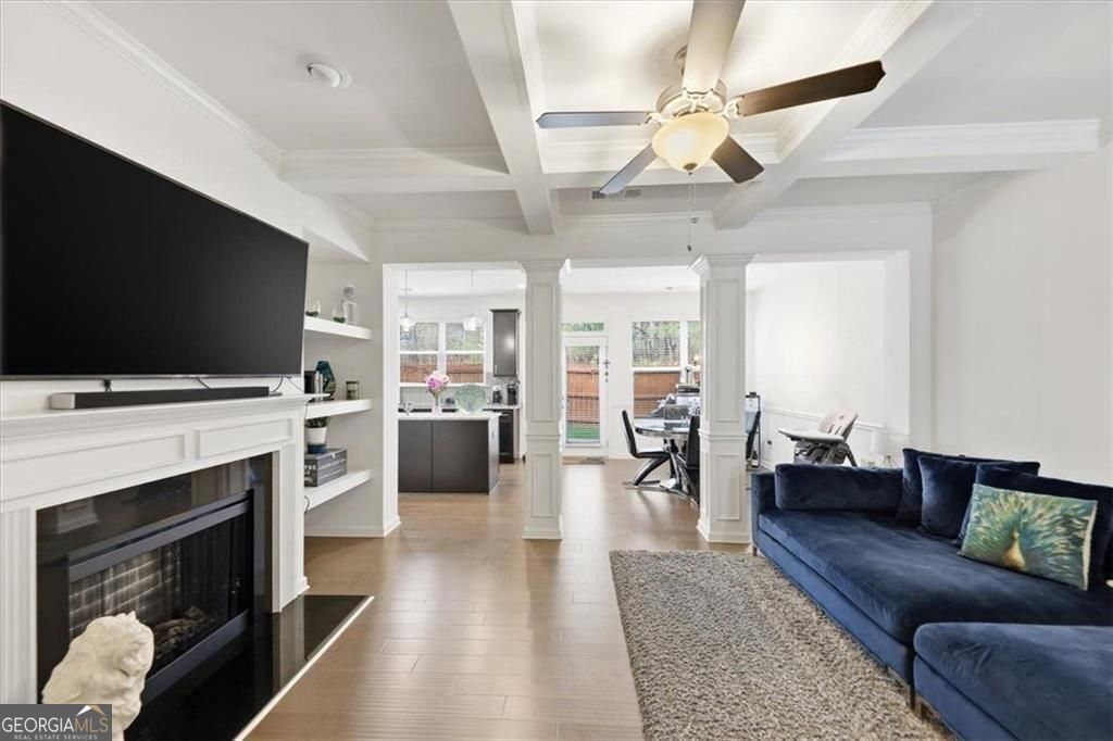 5527 Radford Loop