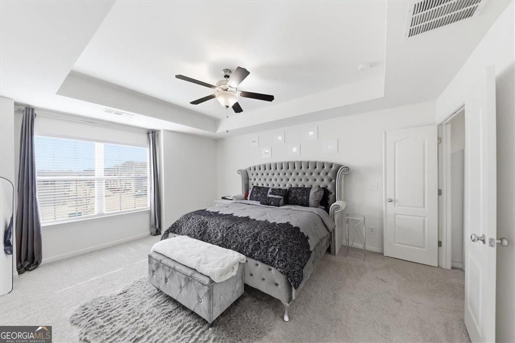 5527 Radford Loop Property Photo 13