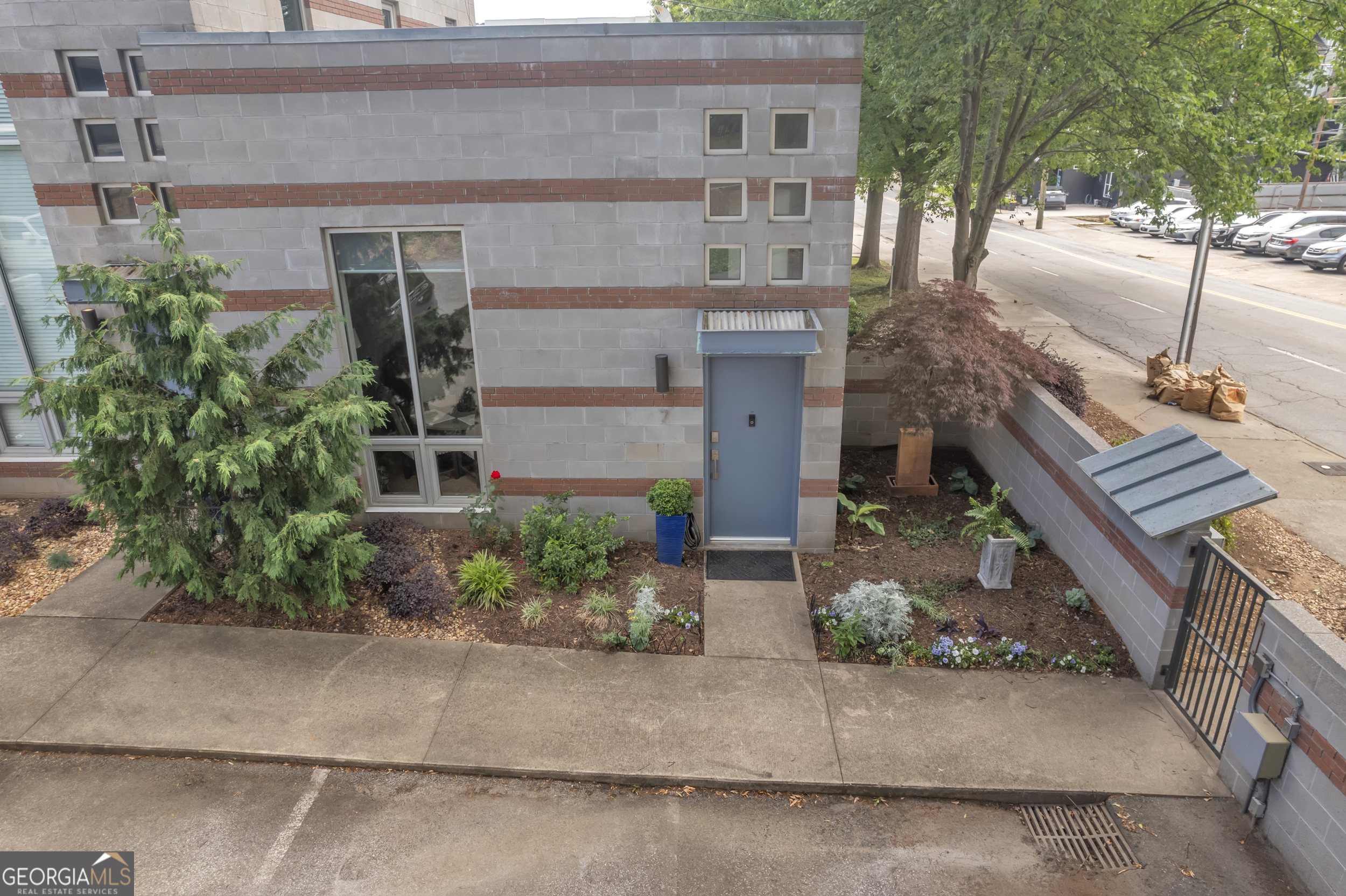 542 Ralph McGill Boulevard # 7