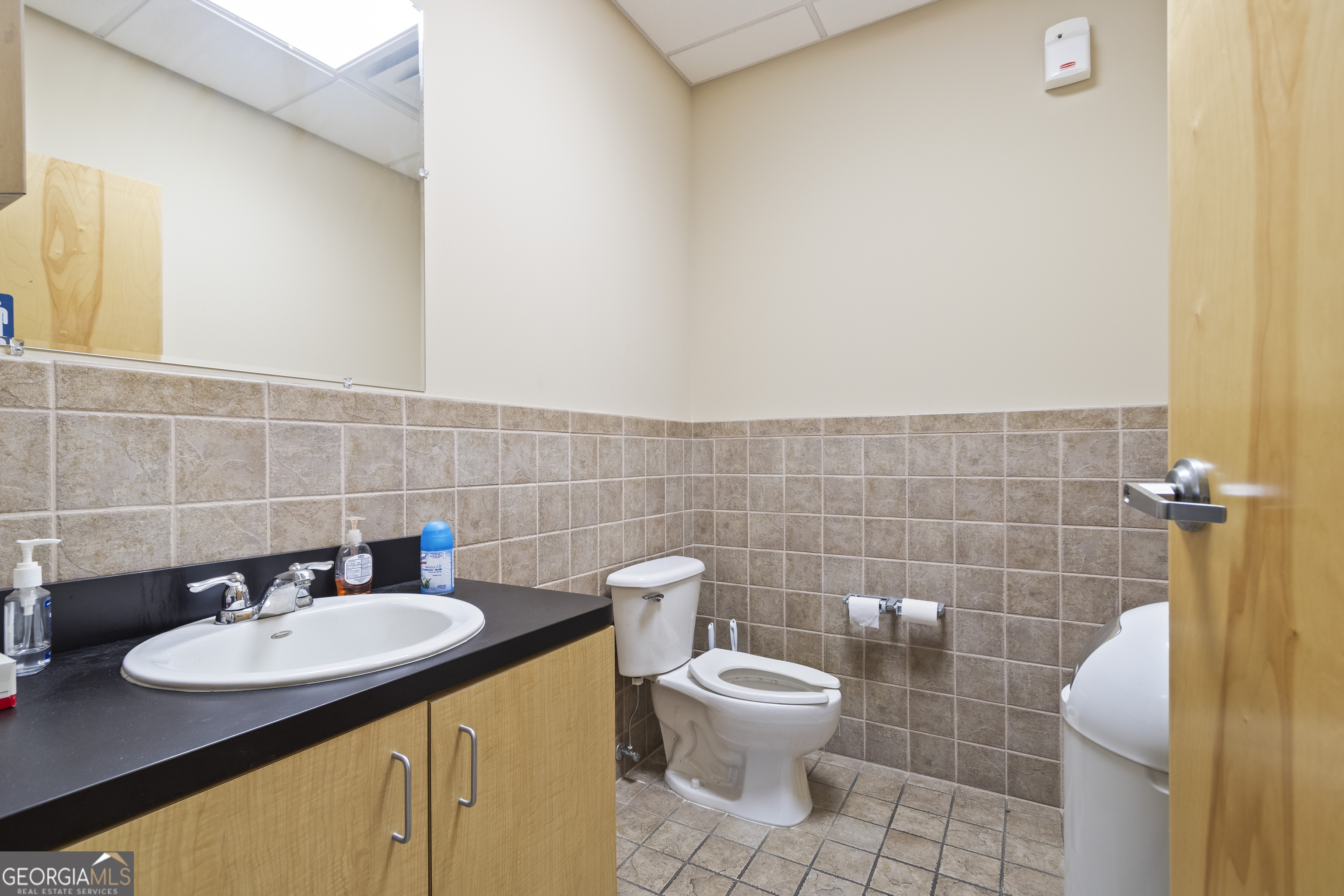 1690 Roberts Boulevard # 110 Property Photo 27